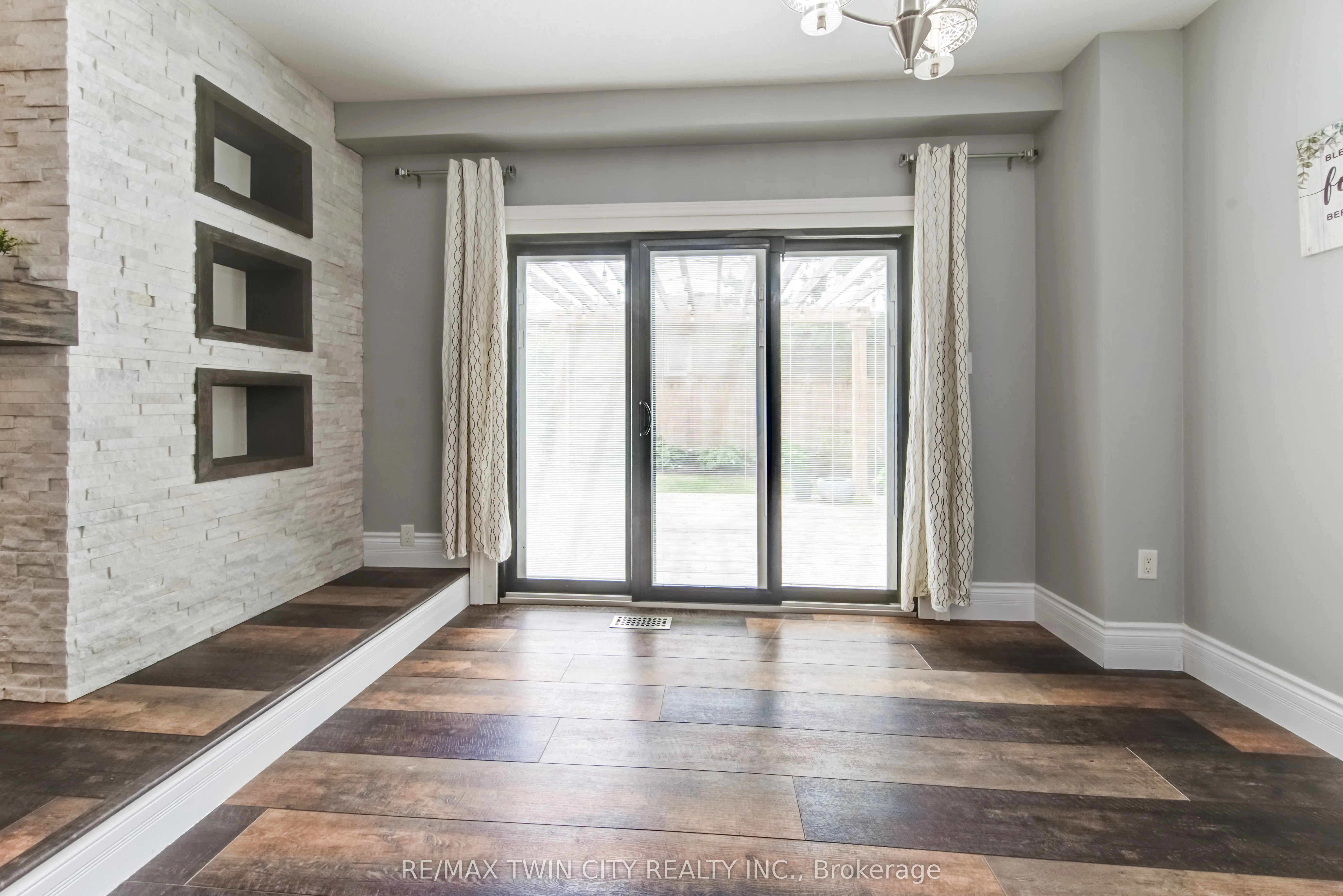 3 Westview Crescent