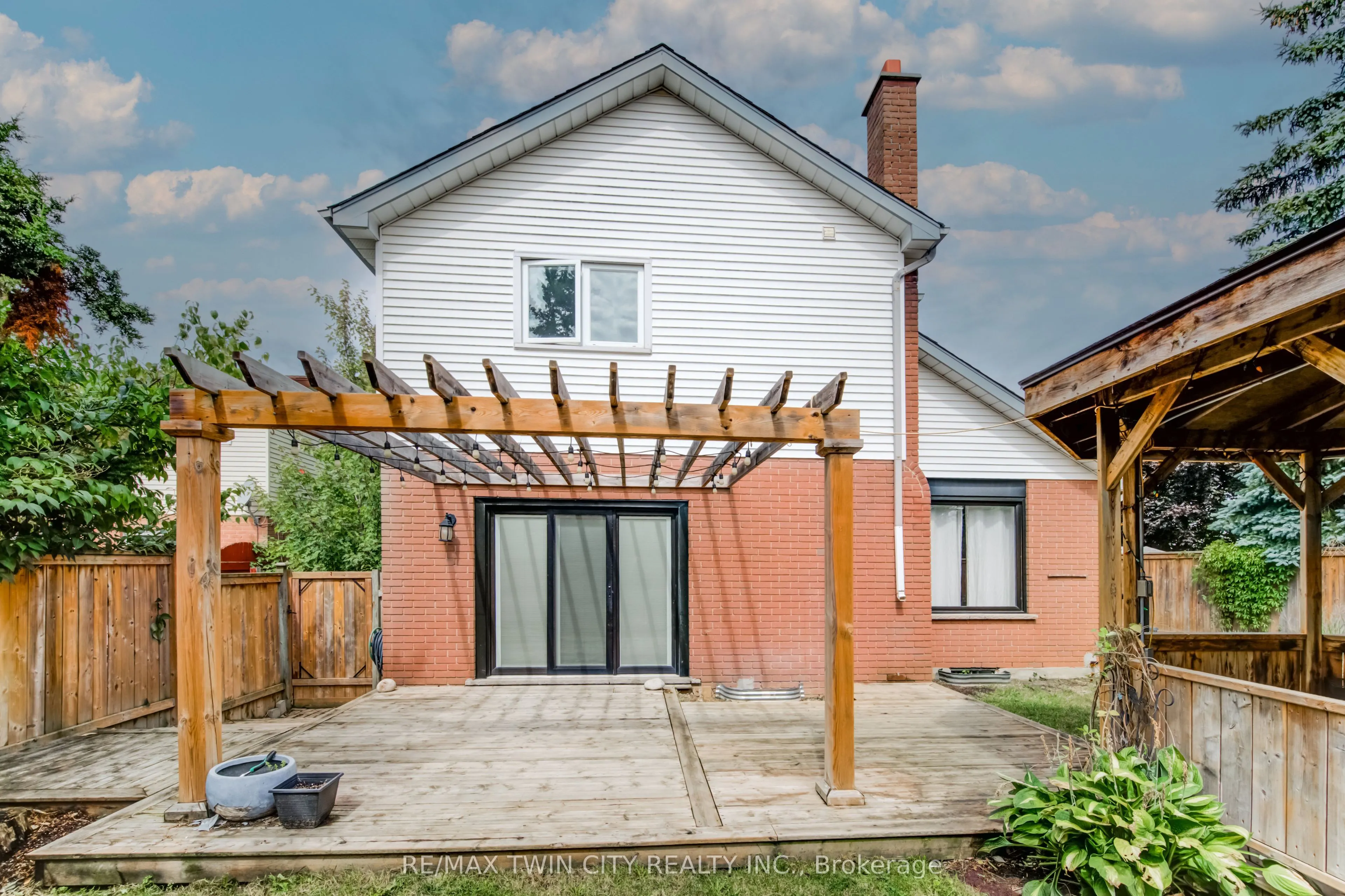 3 Westview Crescent
