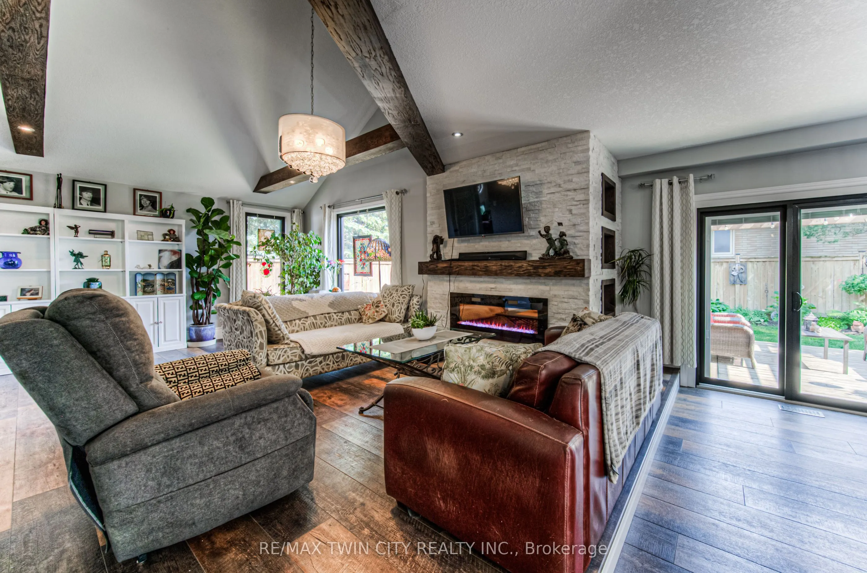 3 Westview Crescent