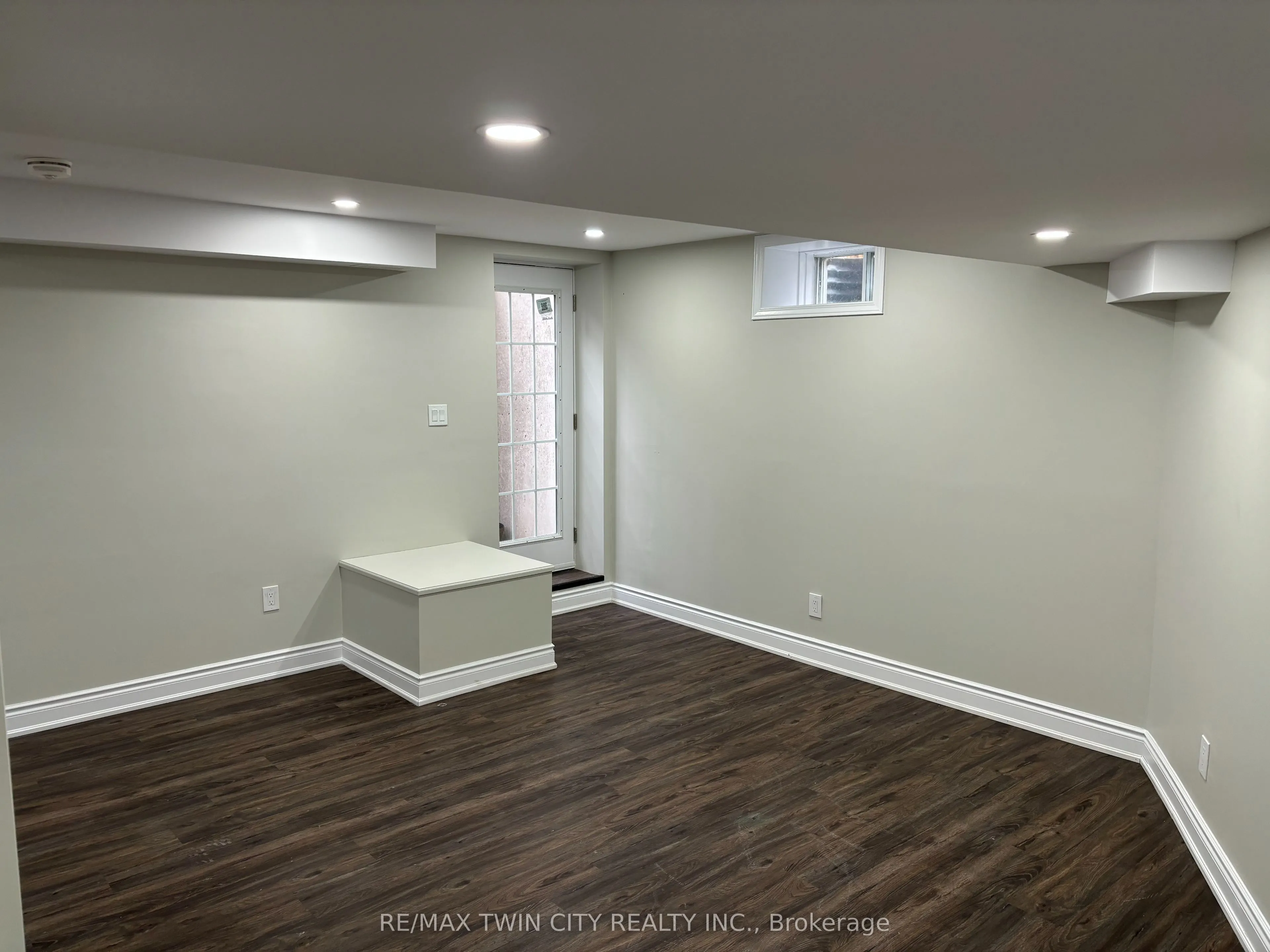3 Westview Crescent