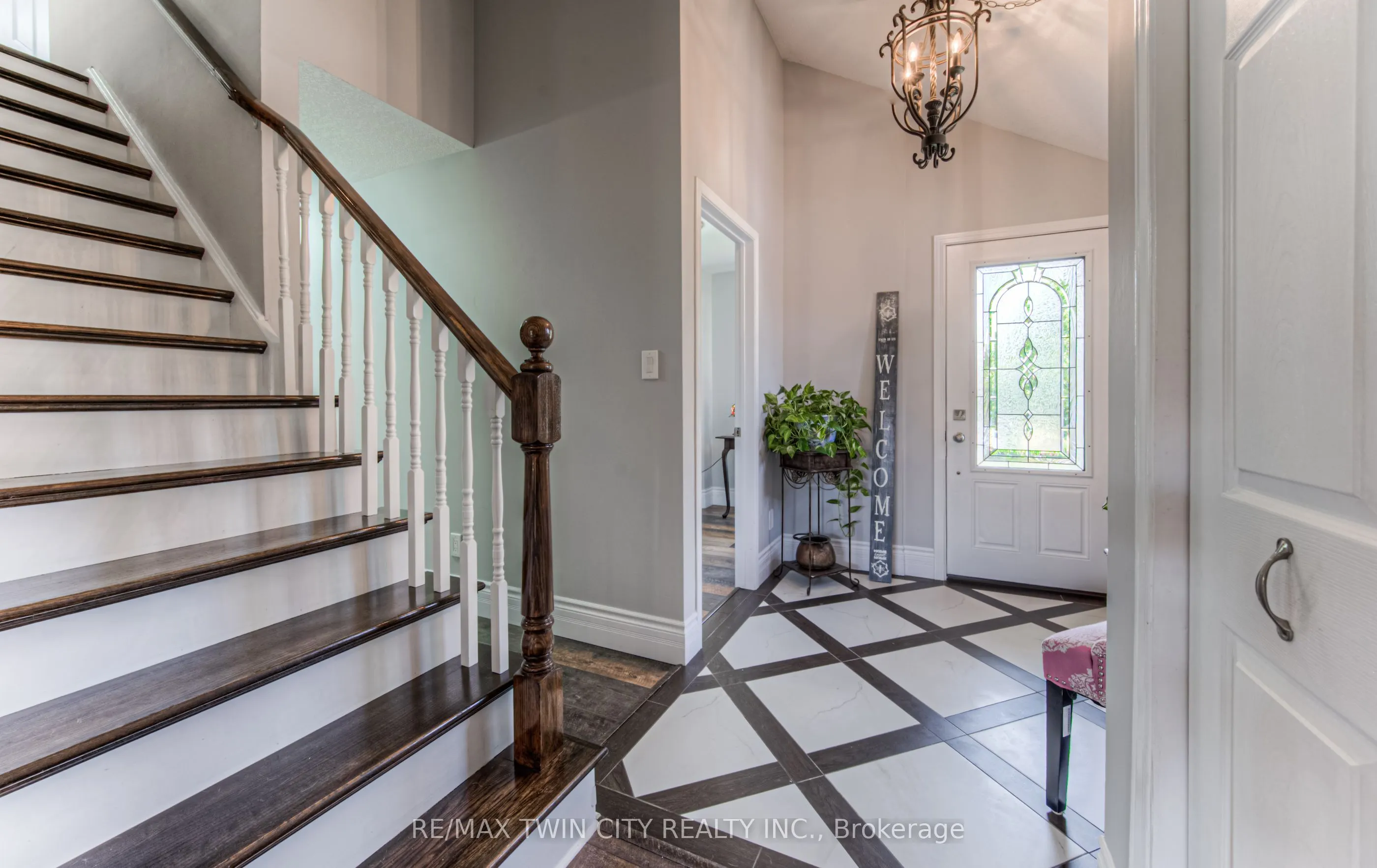 3 Westview Crescent, #Upper