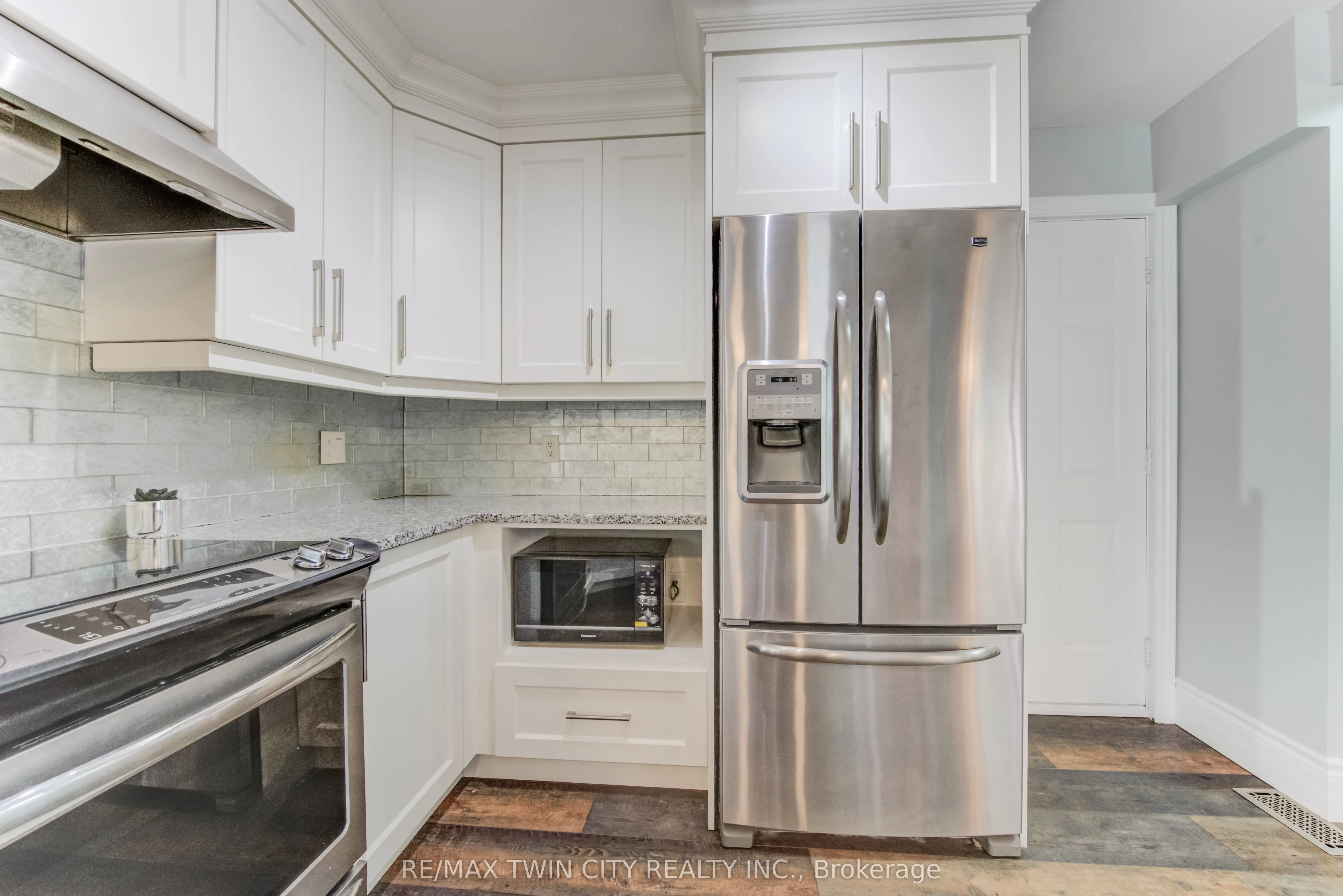 3 Westview Crescent, #Upper