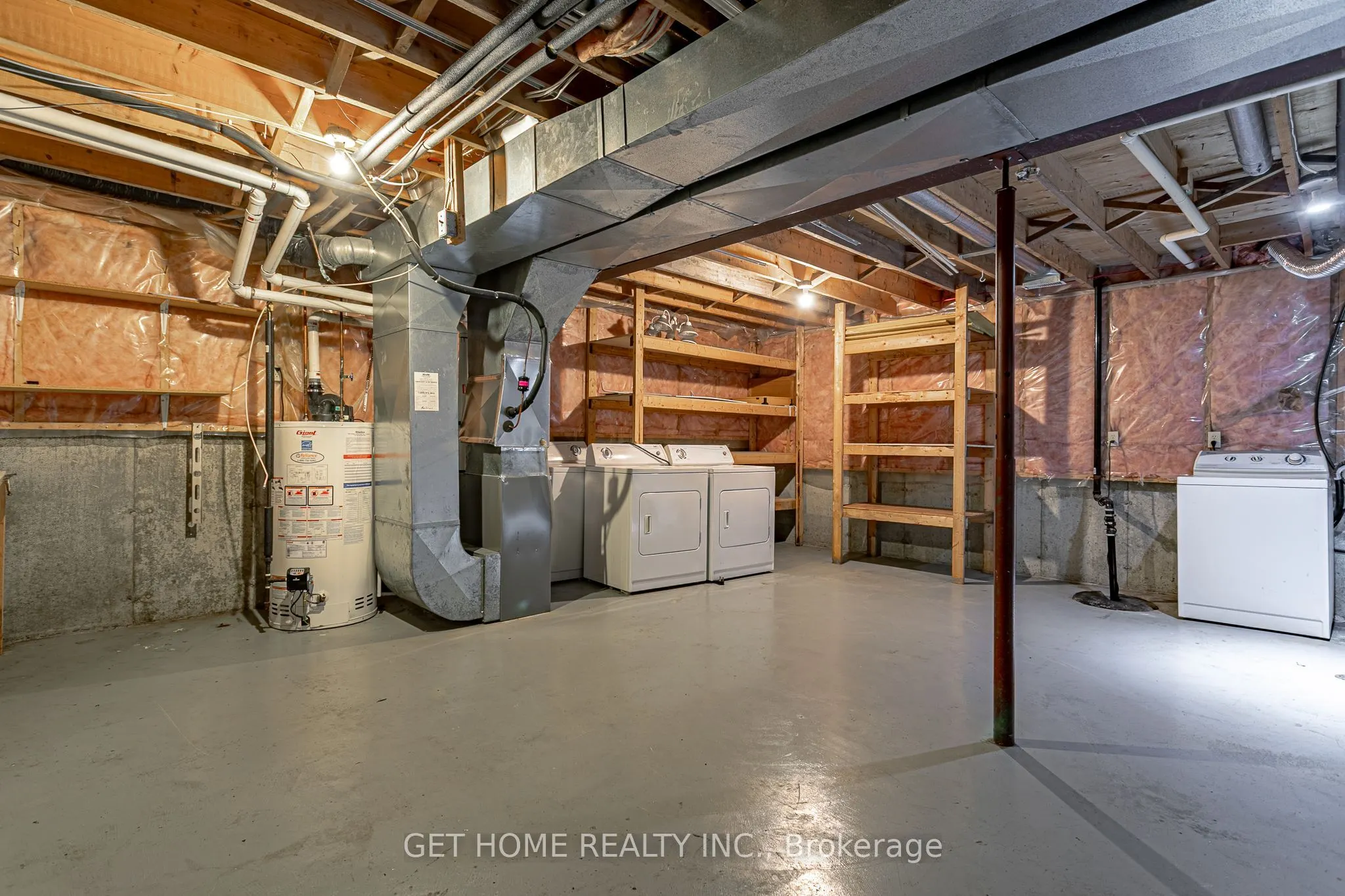 210 King Hiram Street