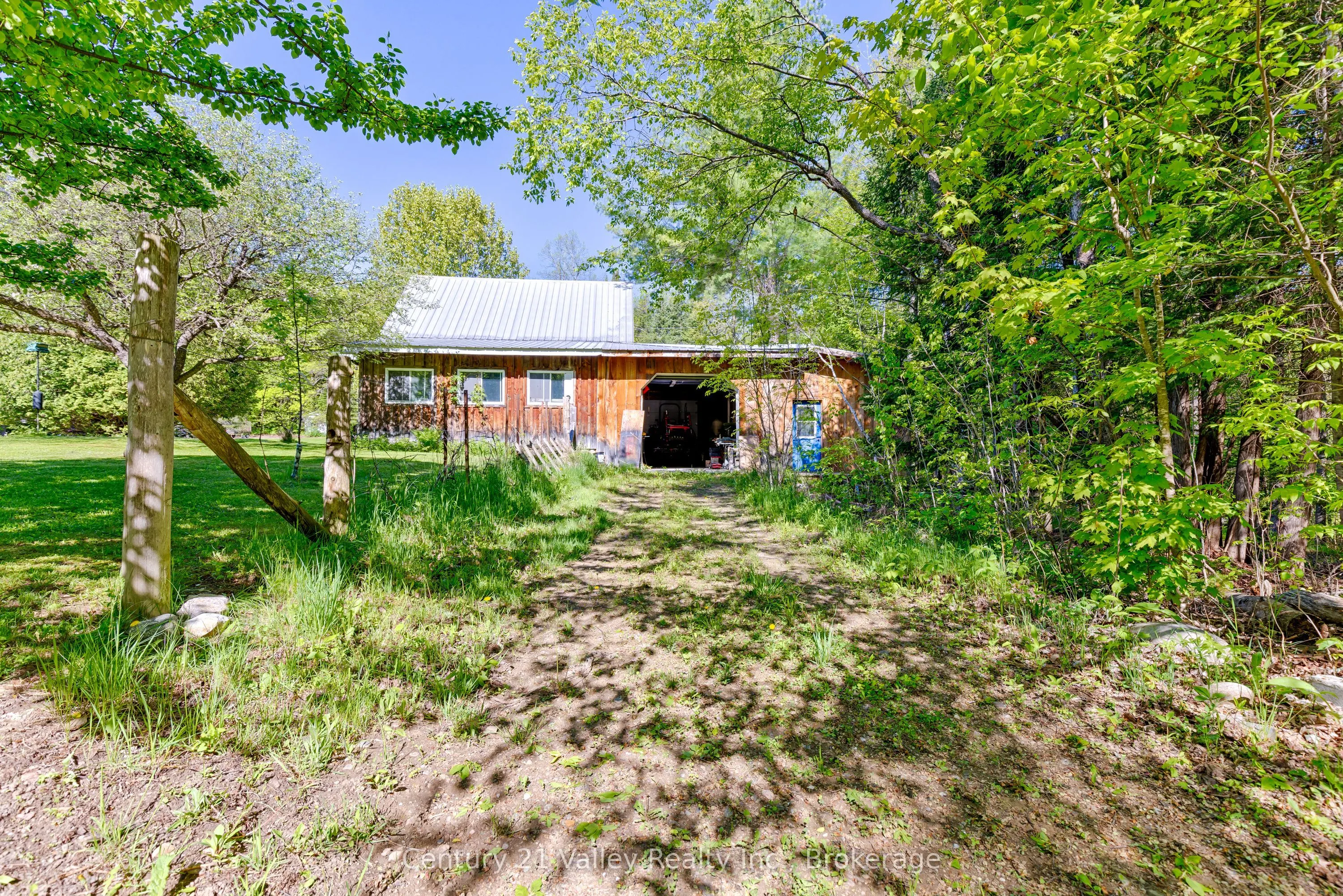 1648 Whelan Road