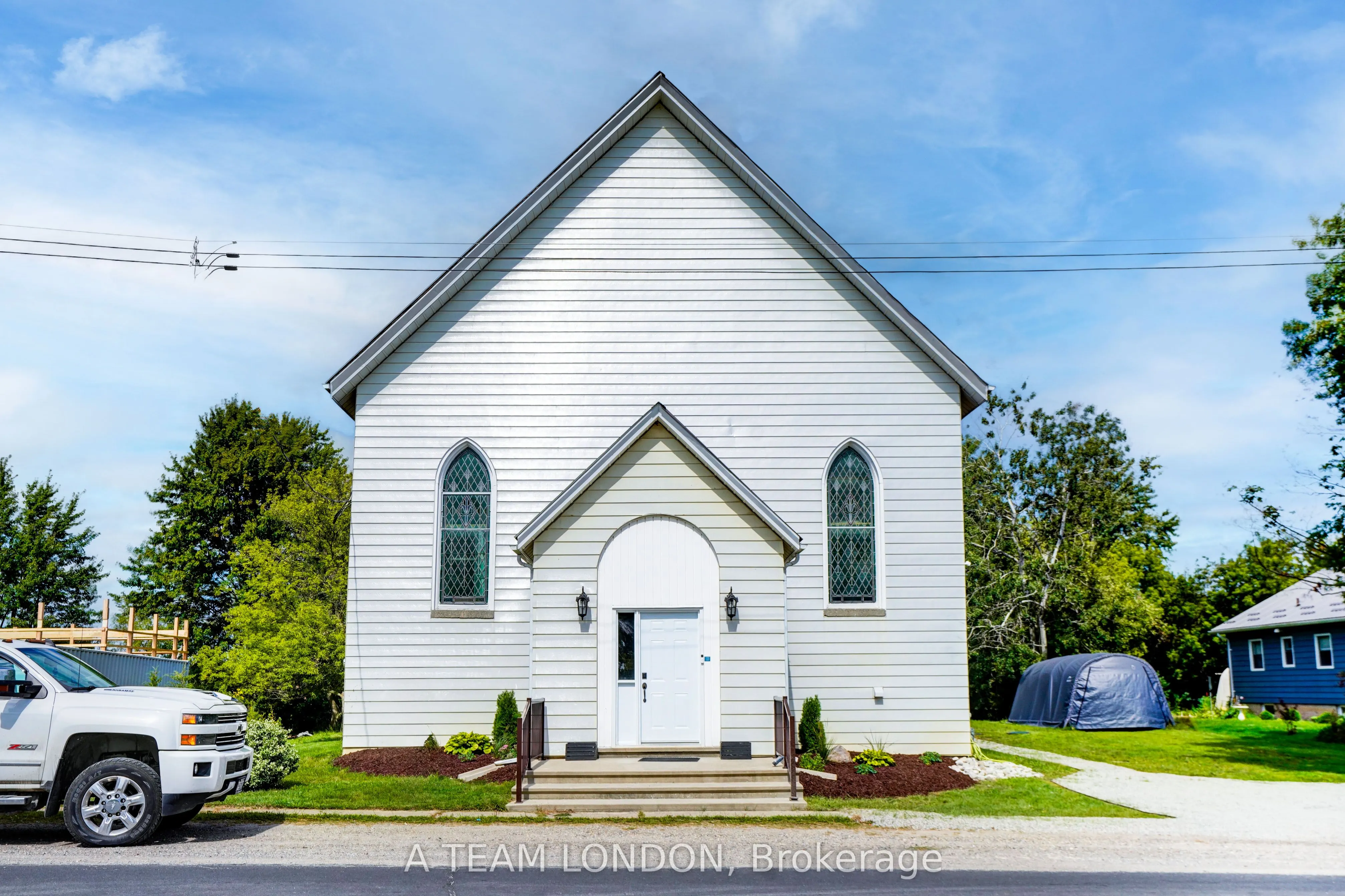 10096 Iona Road