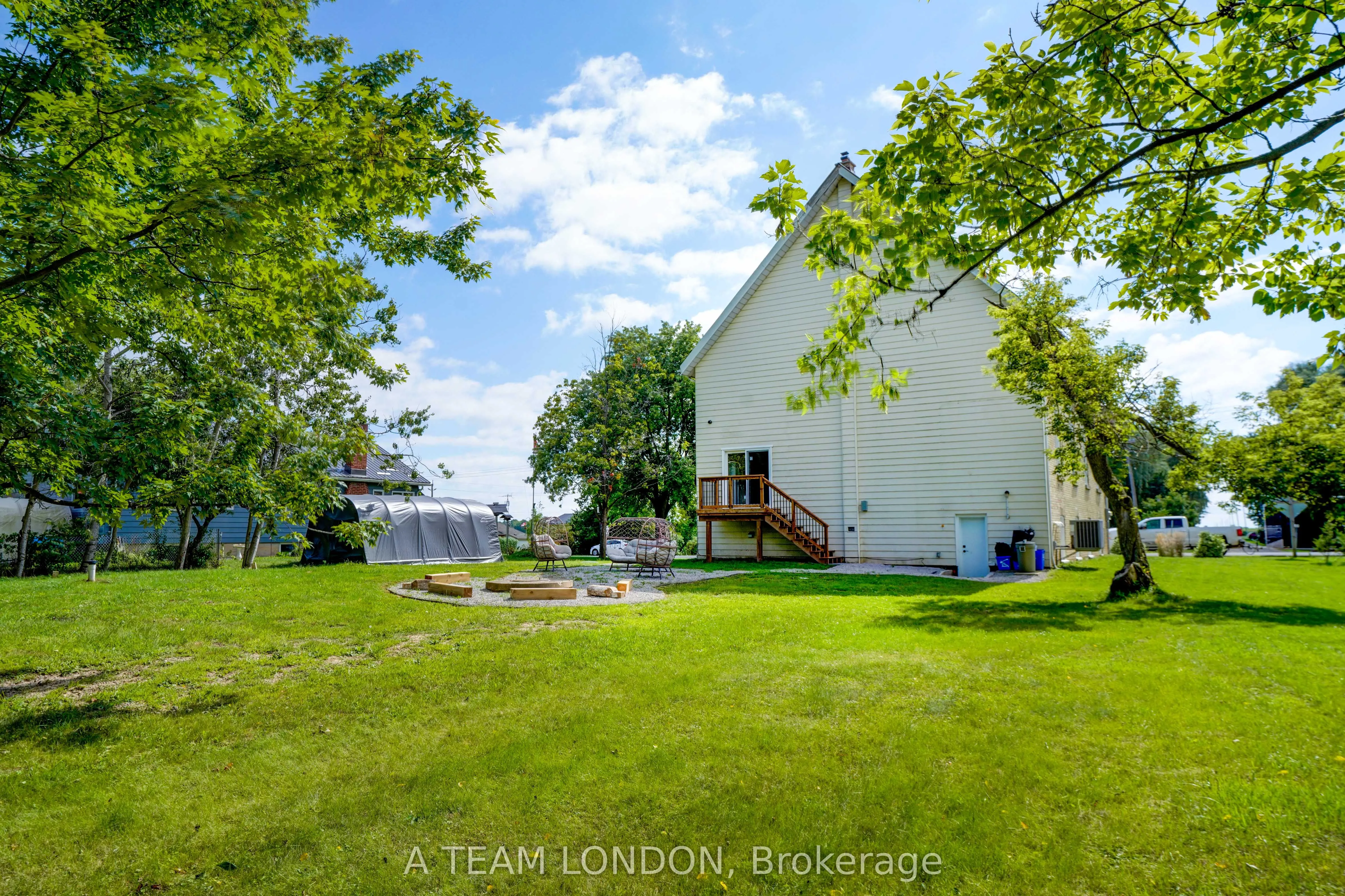 10096 Iona Road