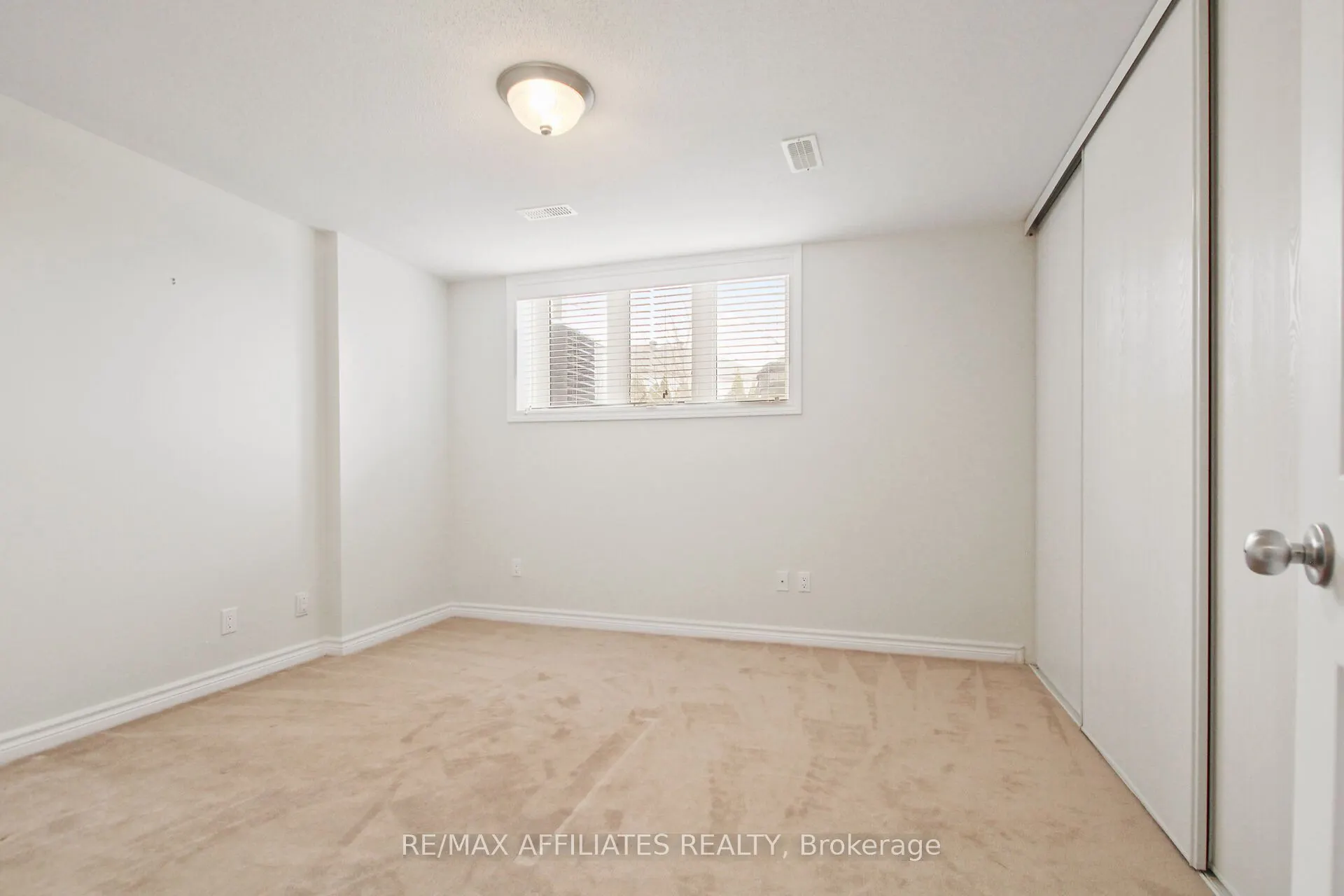 393 Chapman Mills Drive, #4