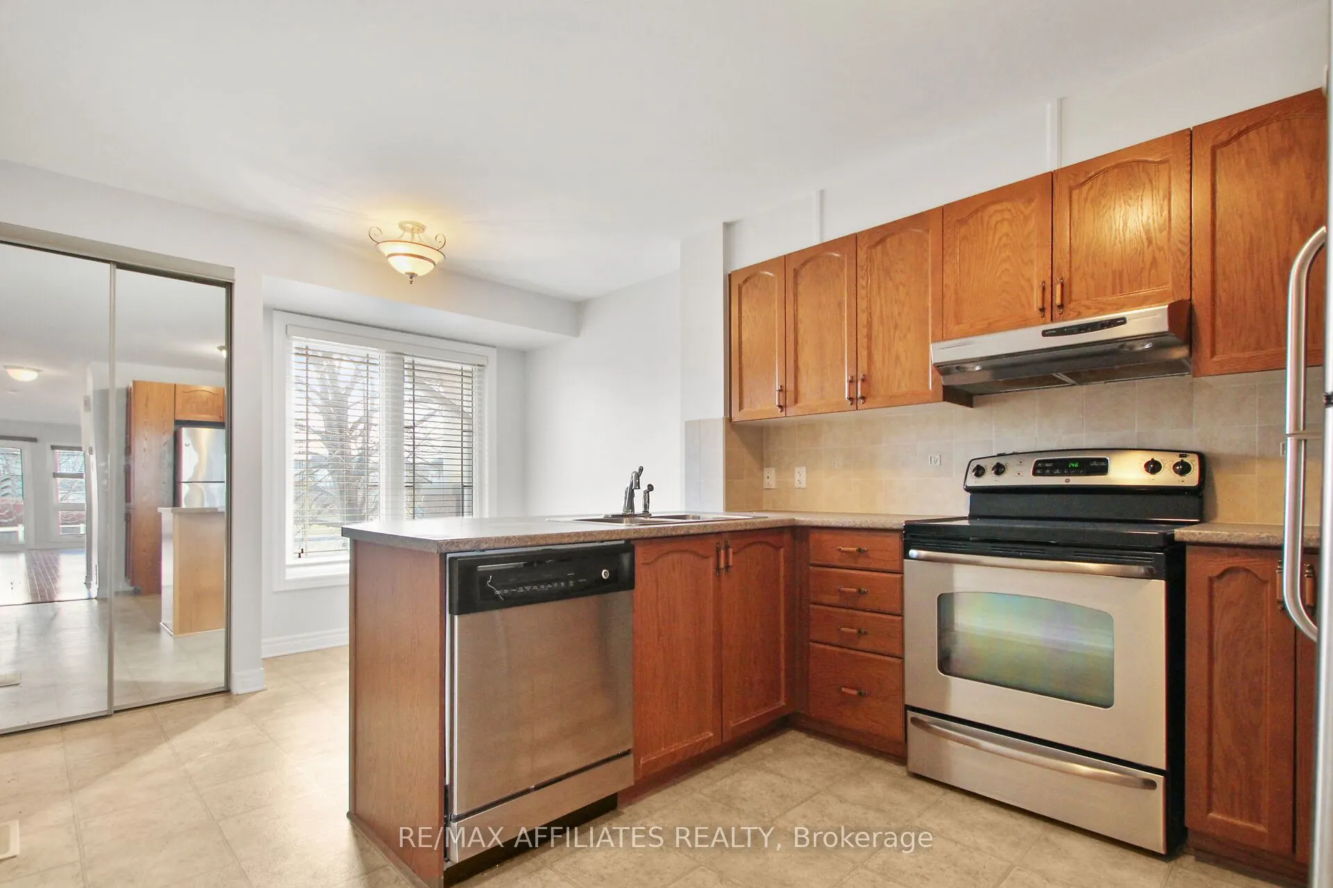 393 Chapman Mills Drive, #4