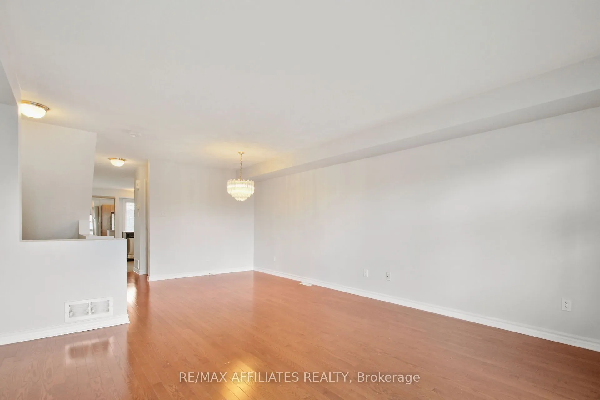 393 Chapman Mills Drive, #4