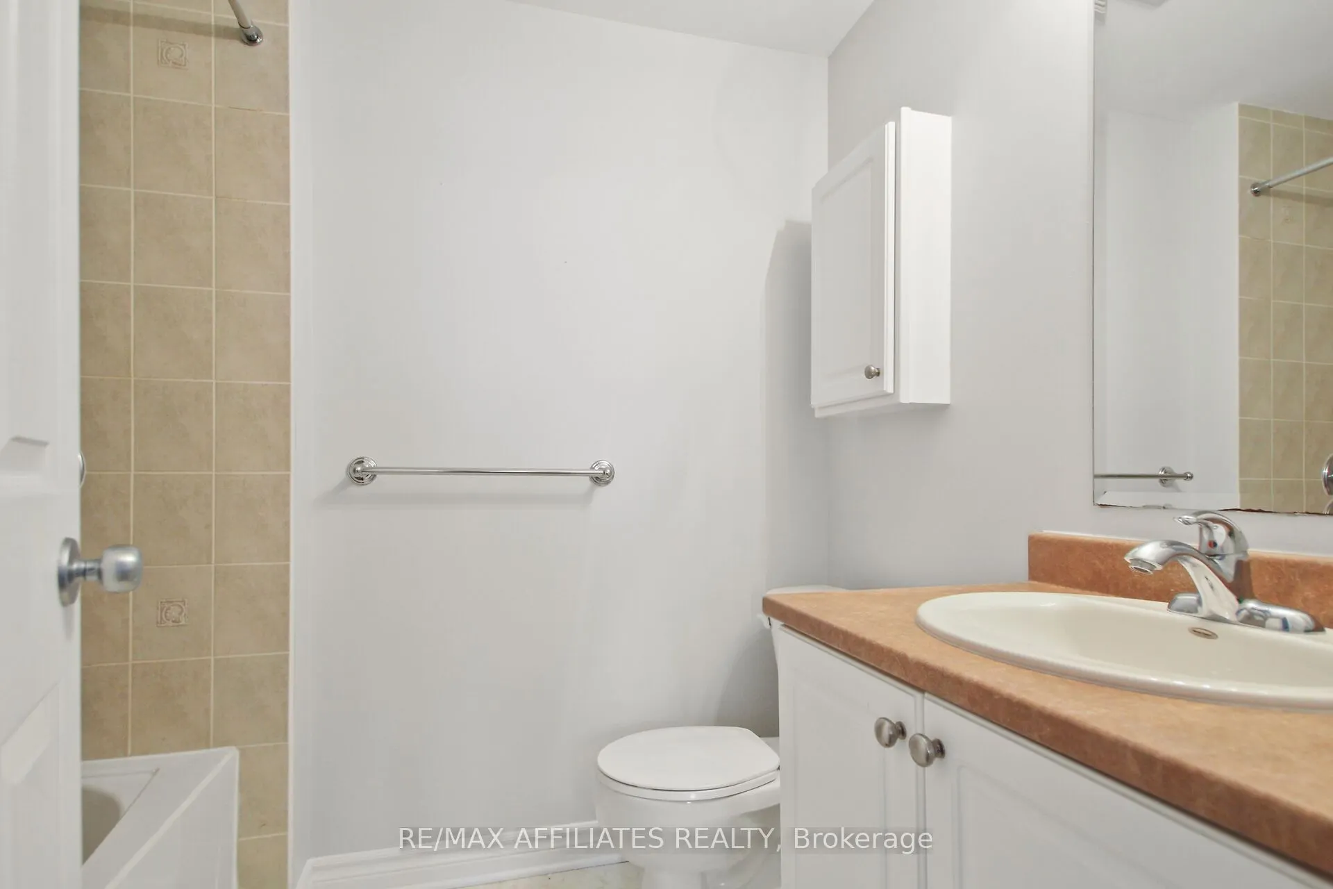393 Chapman Mills Drive, #4
