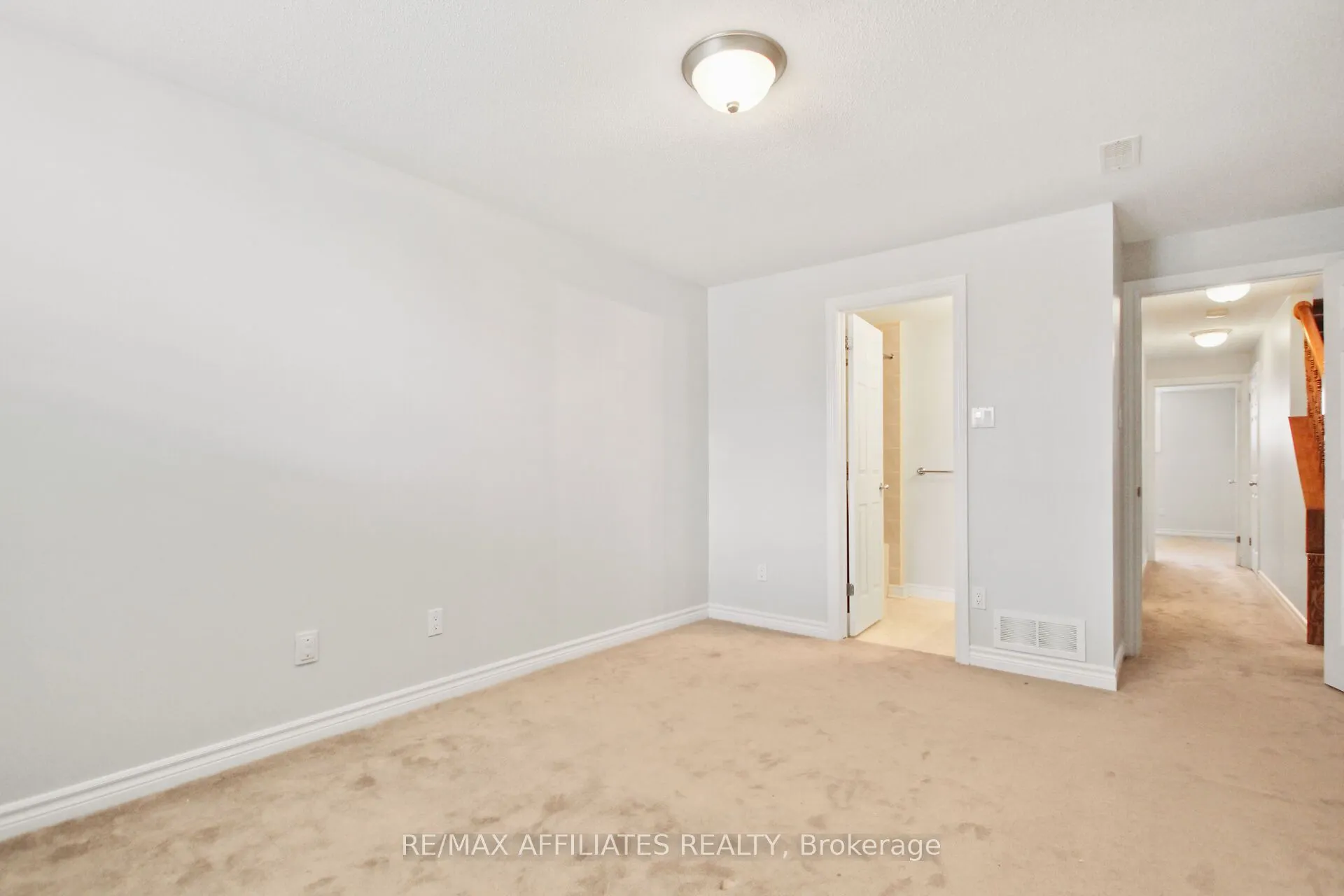 393 Chapman Mills Drive, #4
