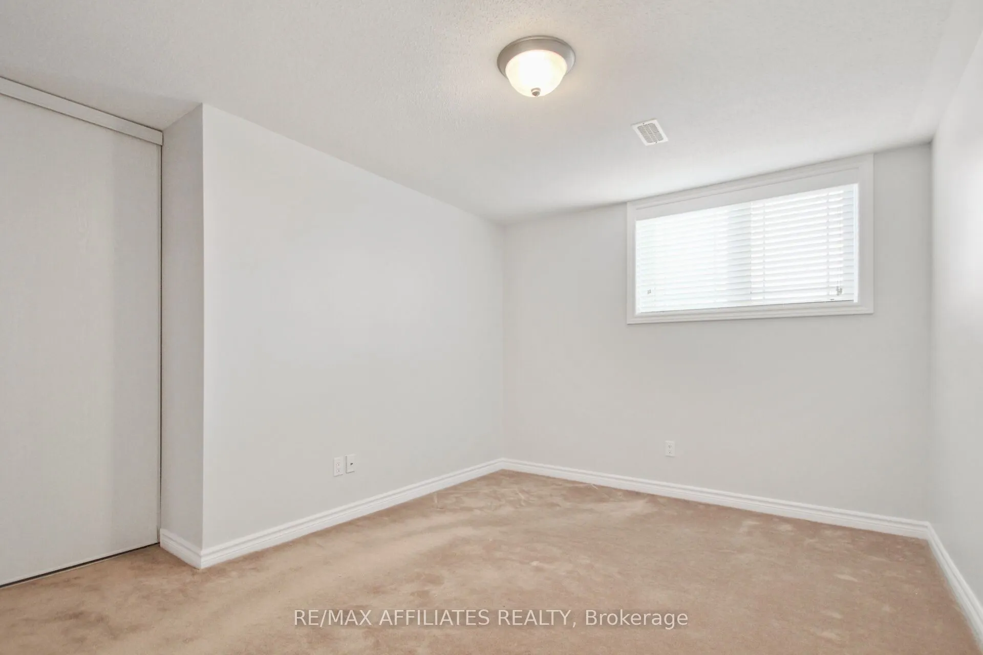 393 Chapman Mills Drive, #4
