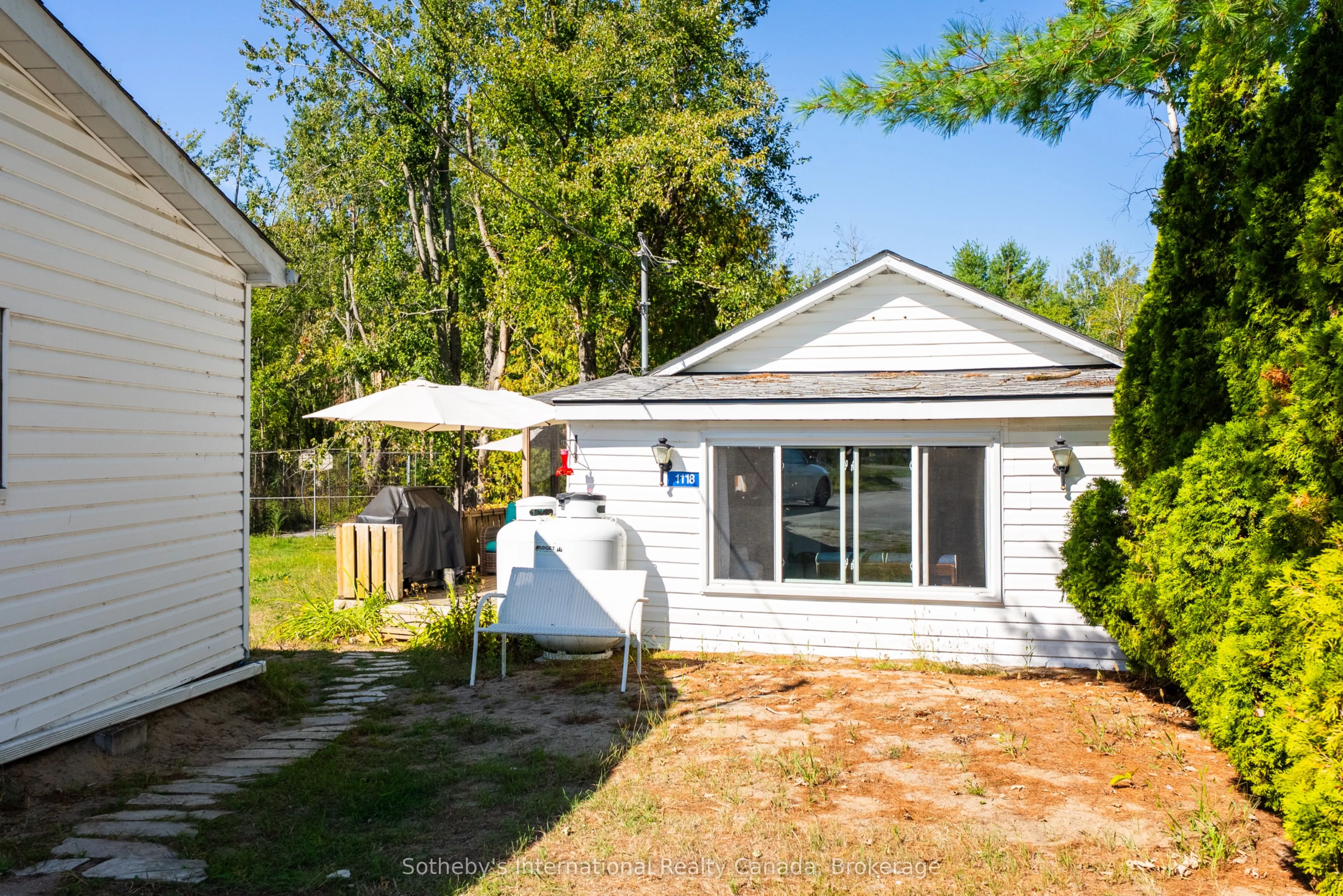 1118 South Kahshe Lake Road
