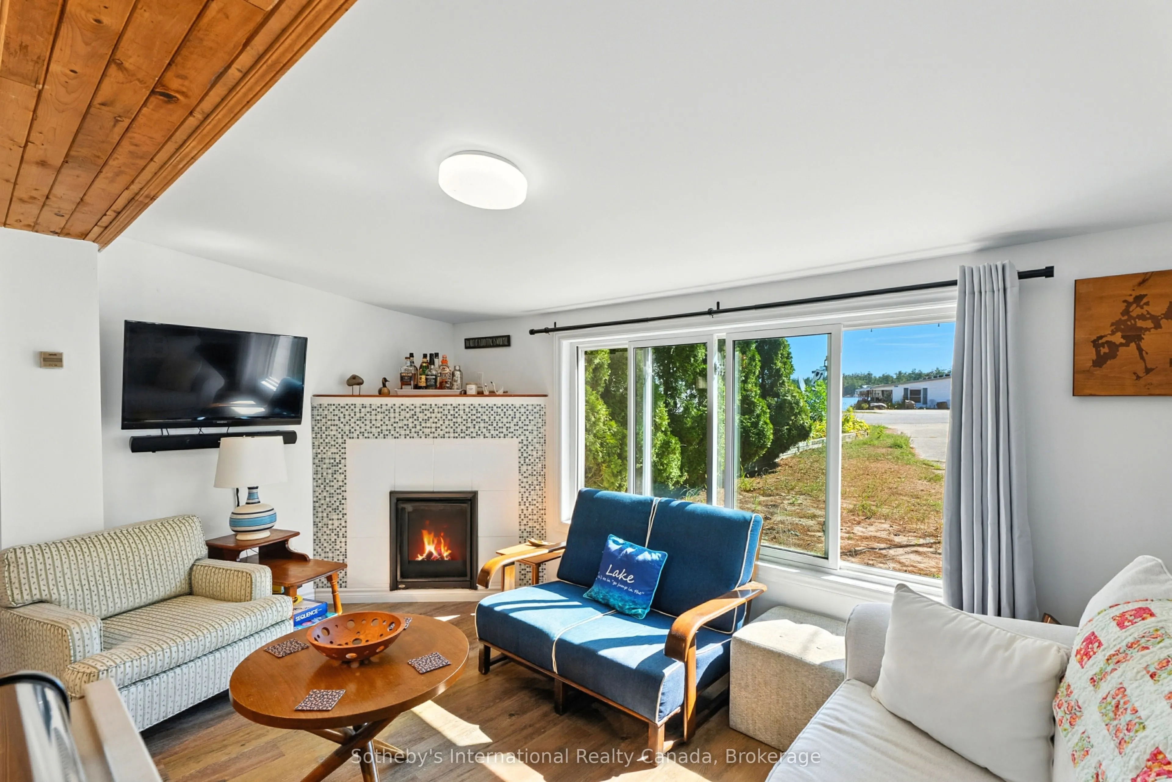 1118 South Kahshe Lake Road
