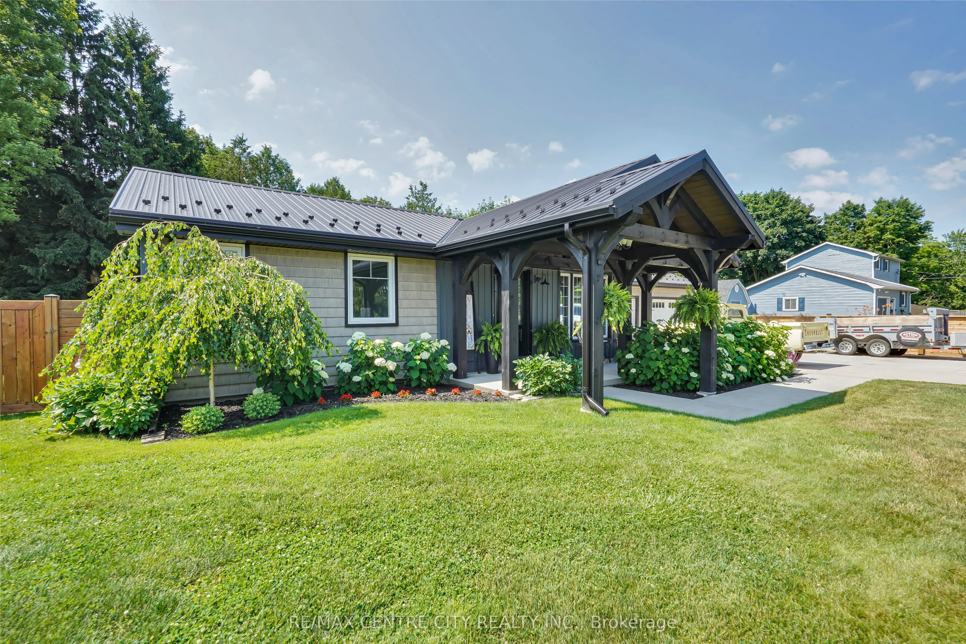 42641 Southdale Line