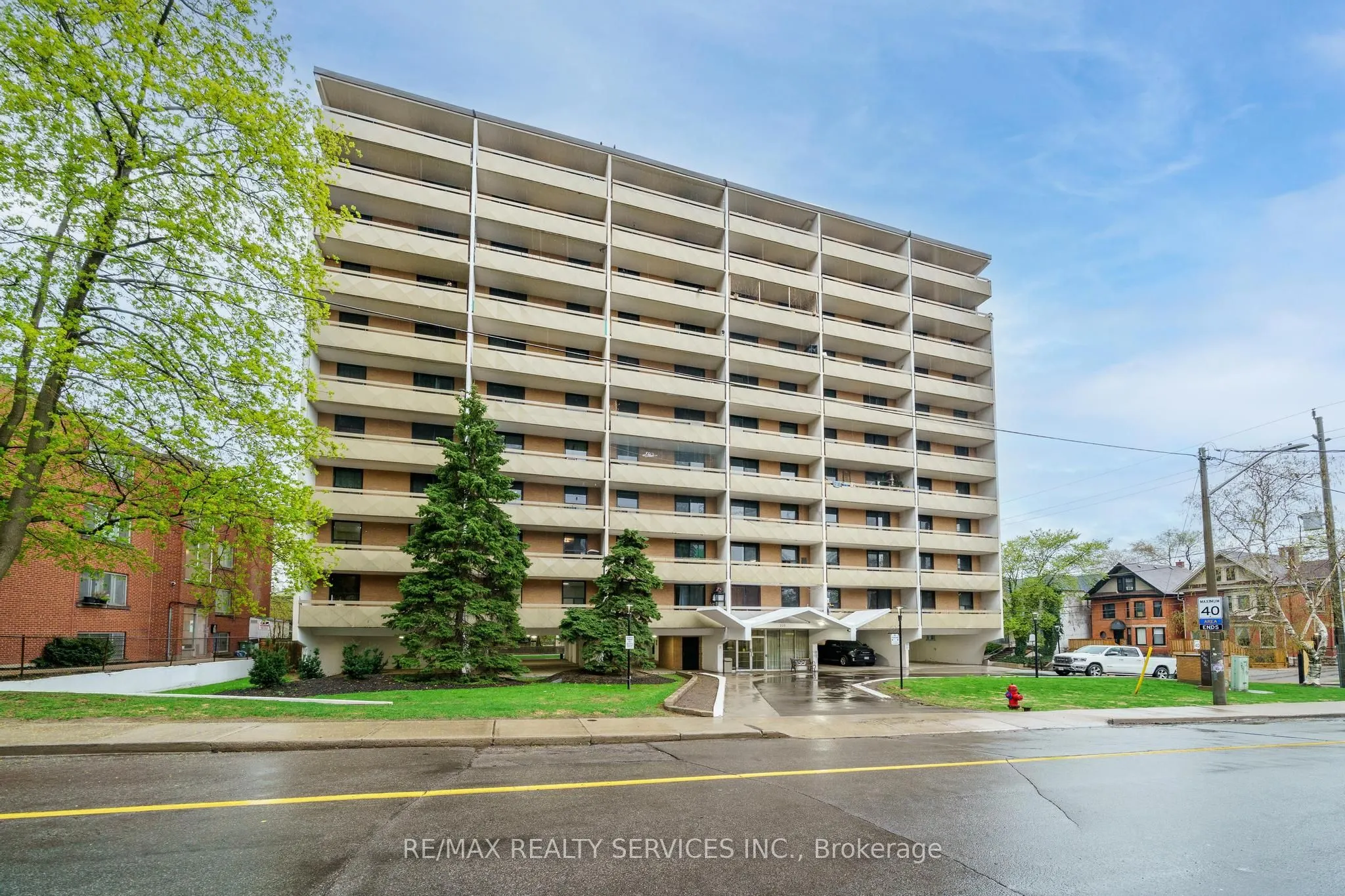 223 Jackson Street W, #808
