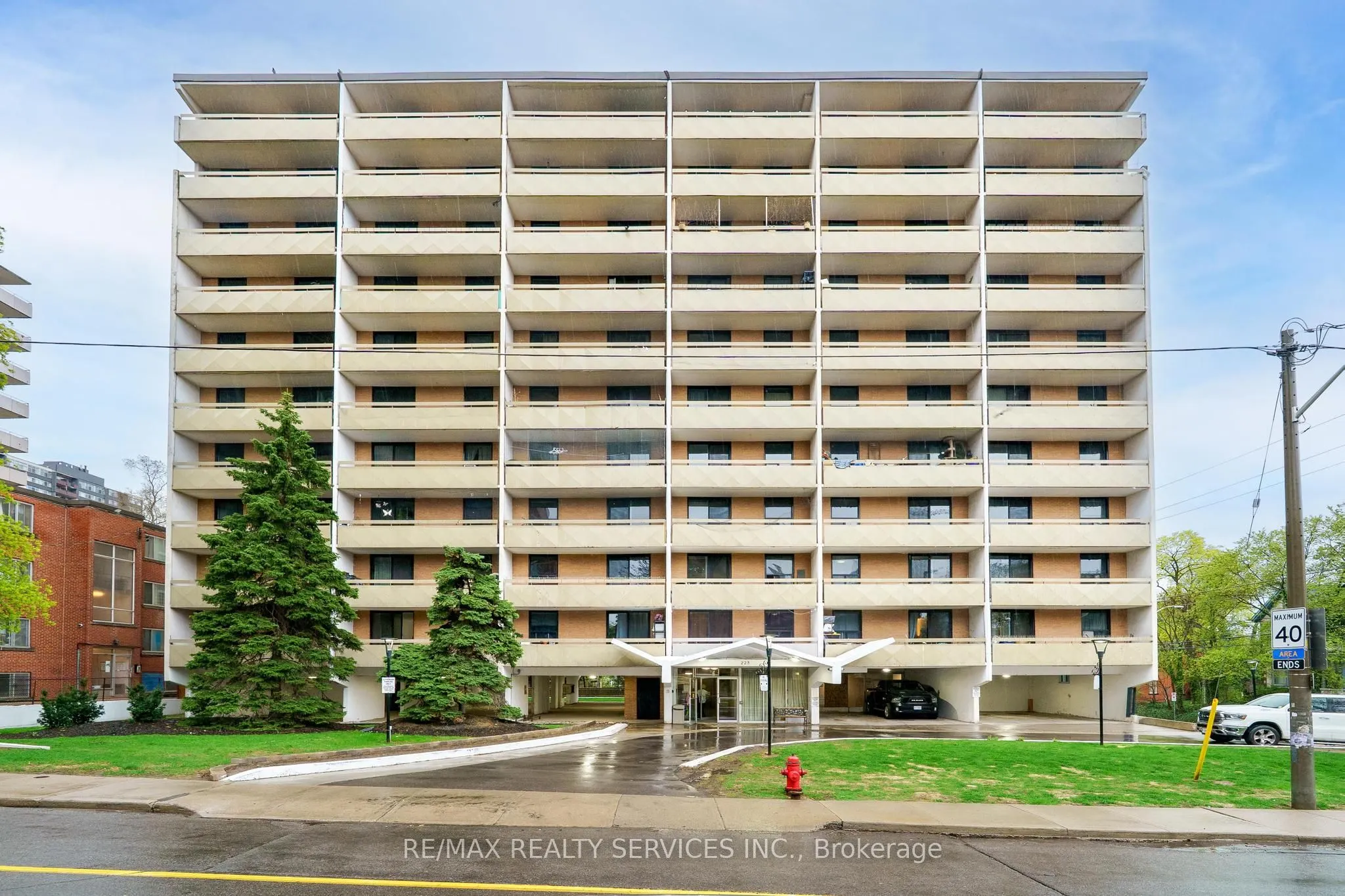 223 Jackson Street W, #808