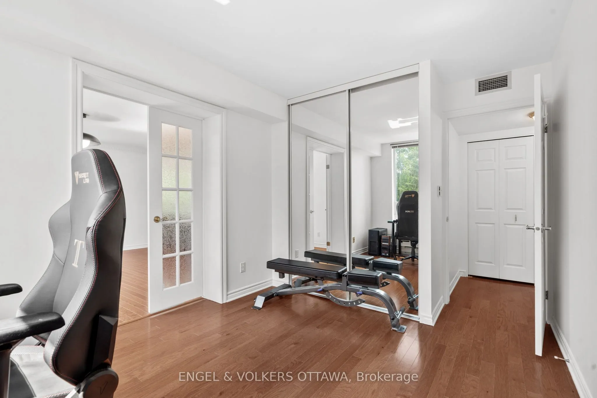 3105 Carling Avenue, #305