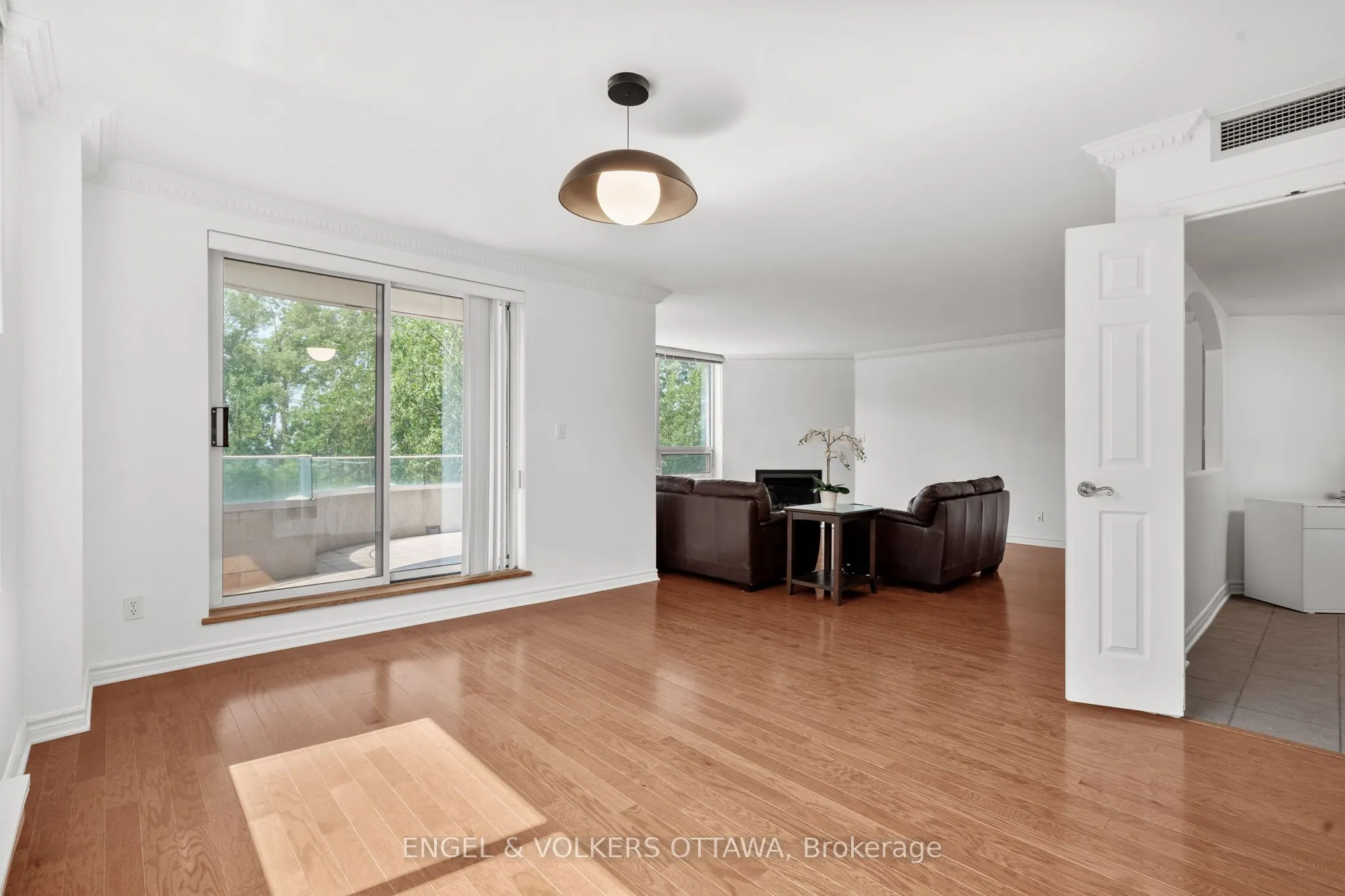 3105 Carling Avenue, #305