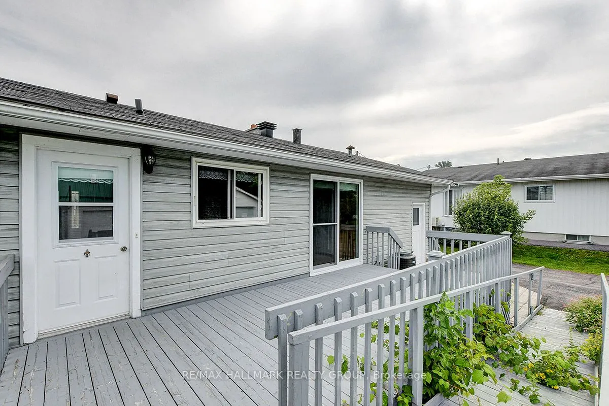 1134 Maisonneuve Street