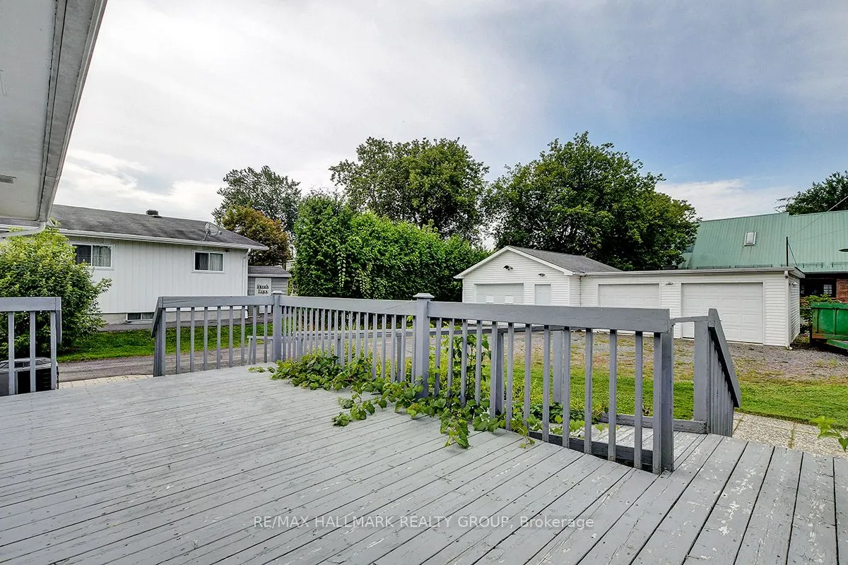 1134 Maisonneuve Street