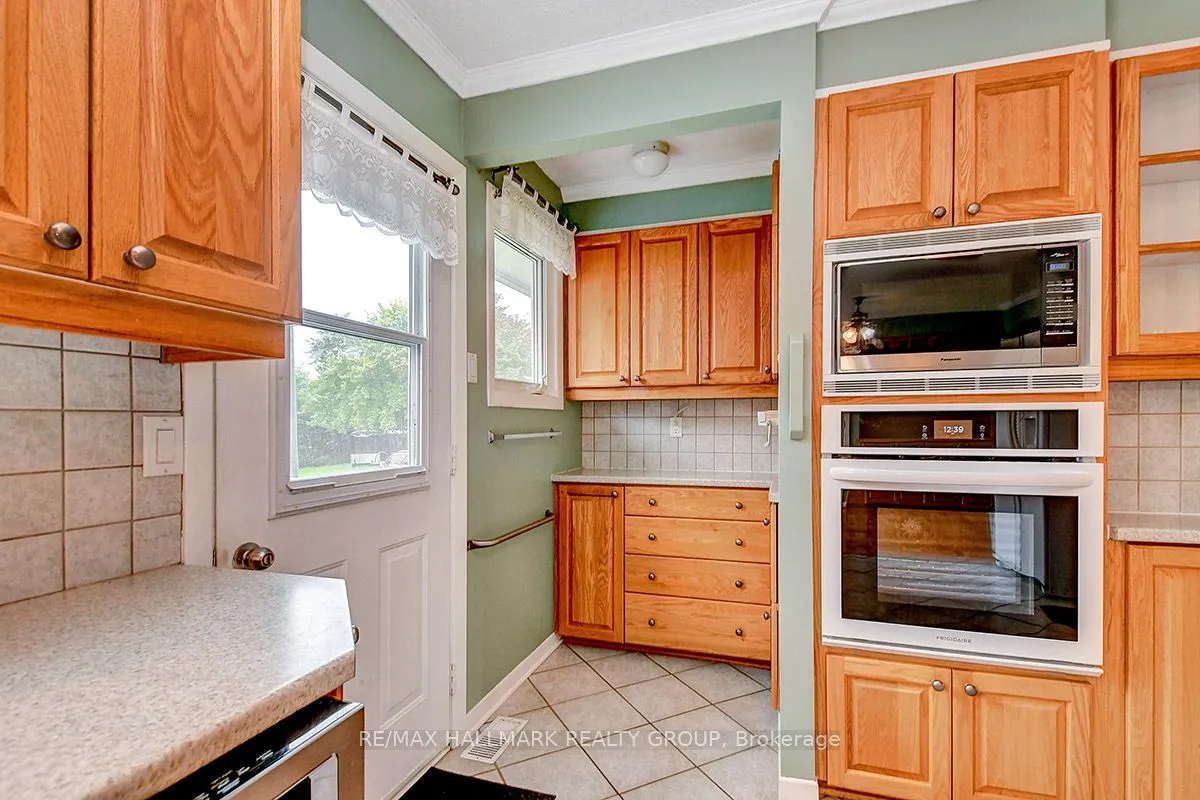 1134 Maisonneuve Street