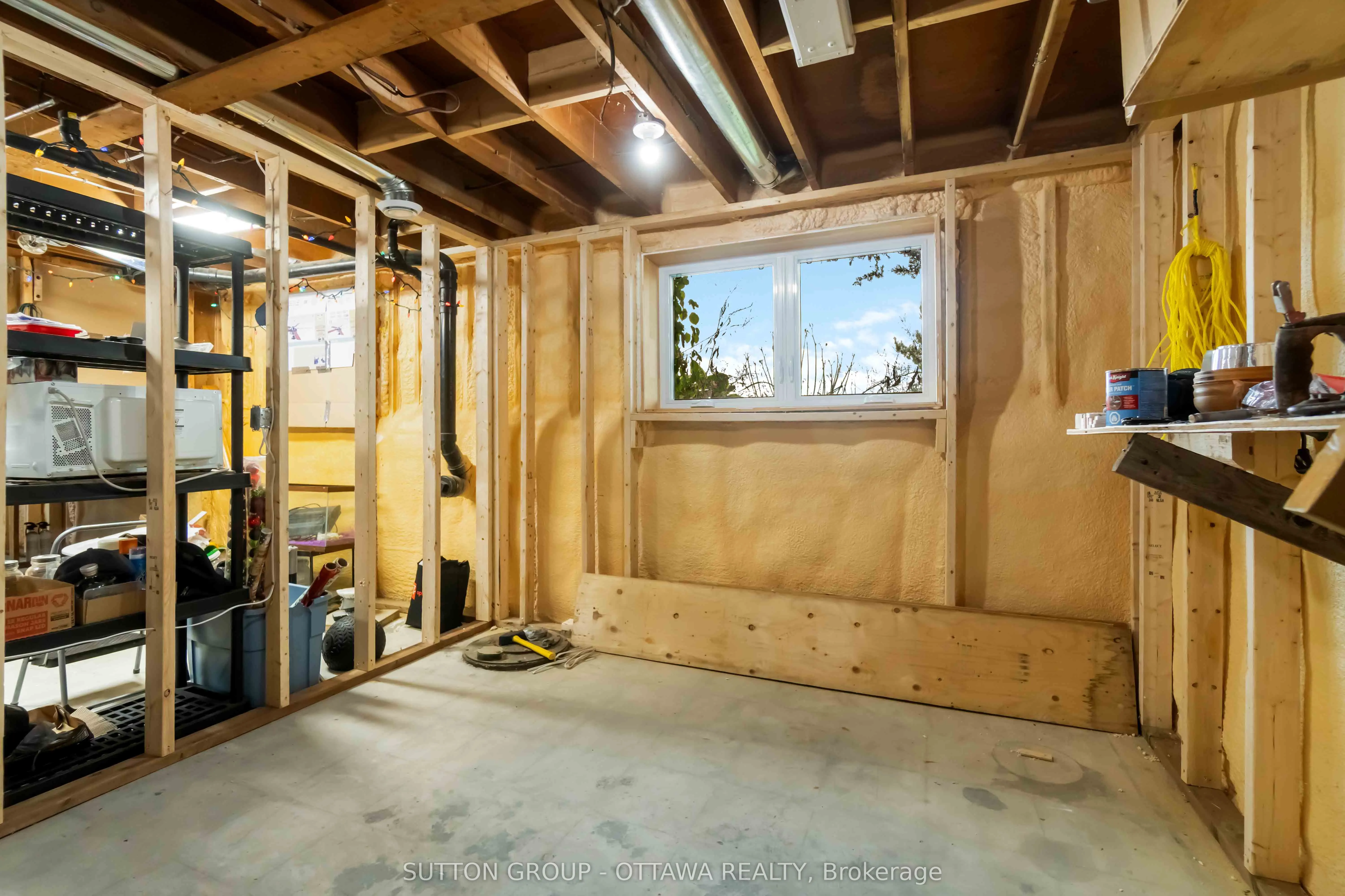 113 Taylor Road E