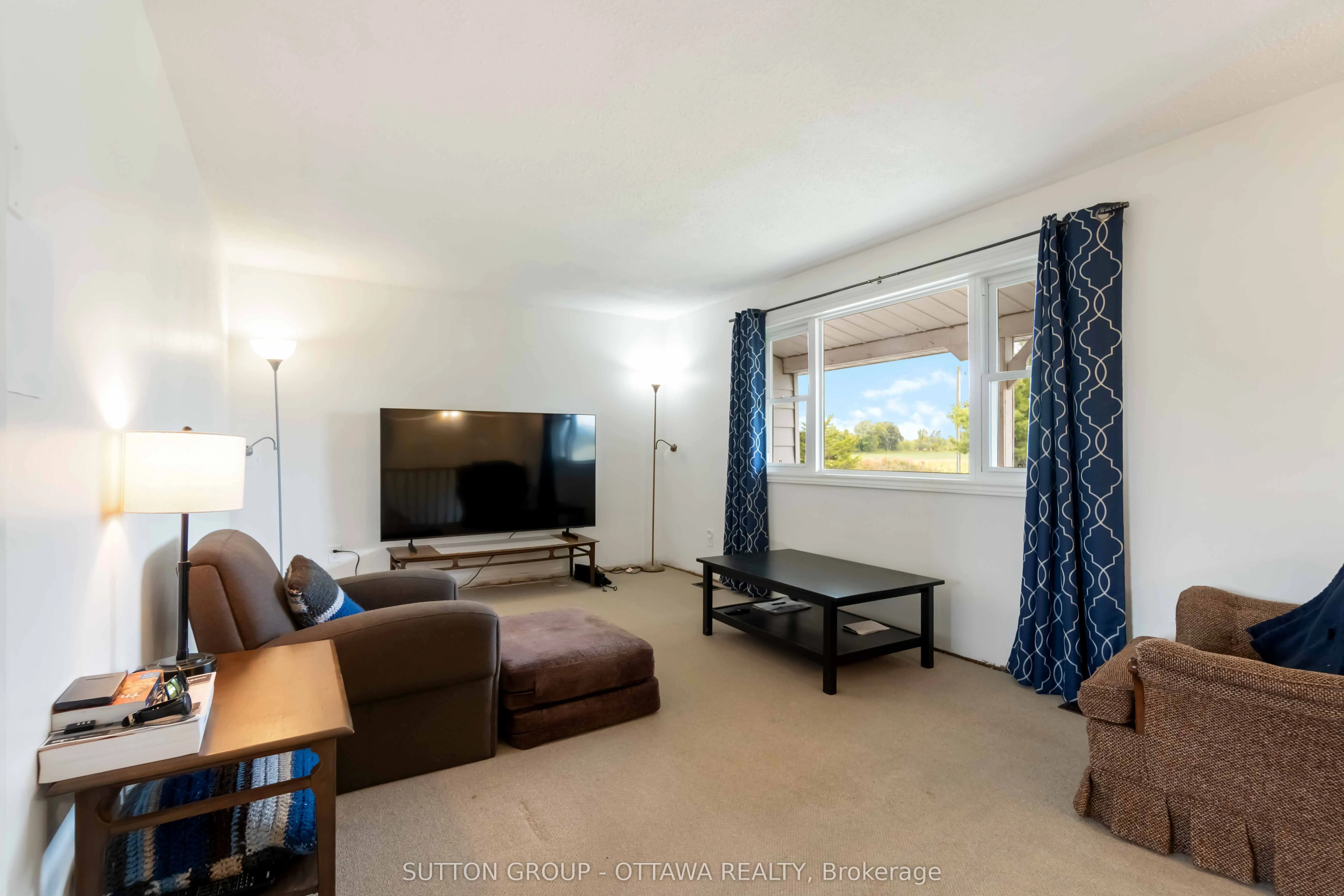 113 Taylor Road E