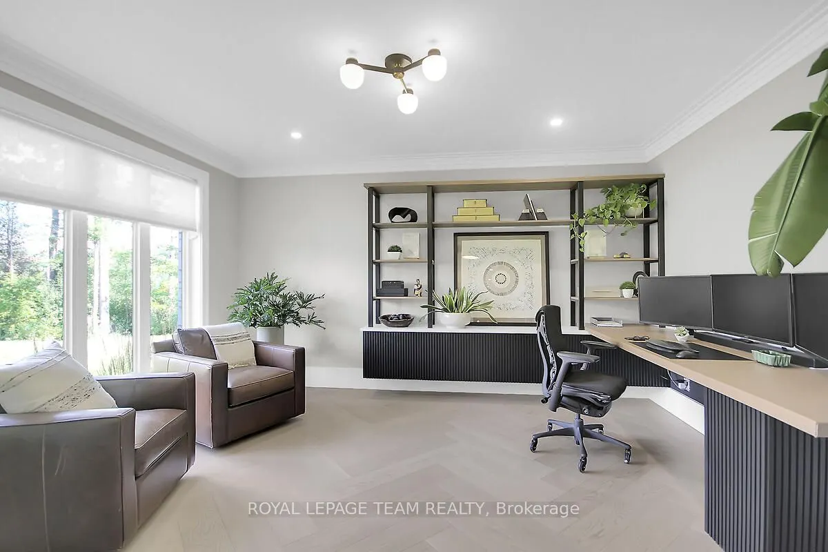 5852 Red Castle Ridge