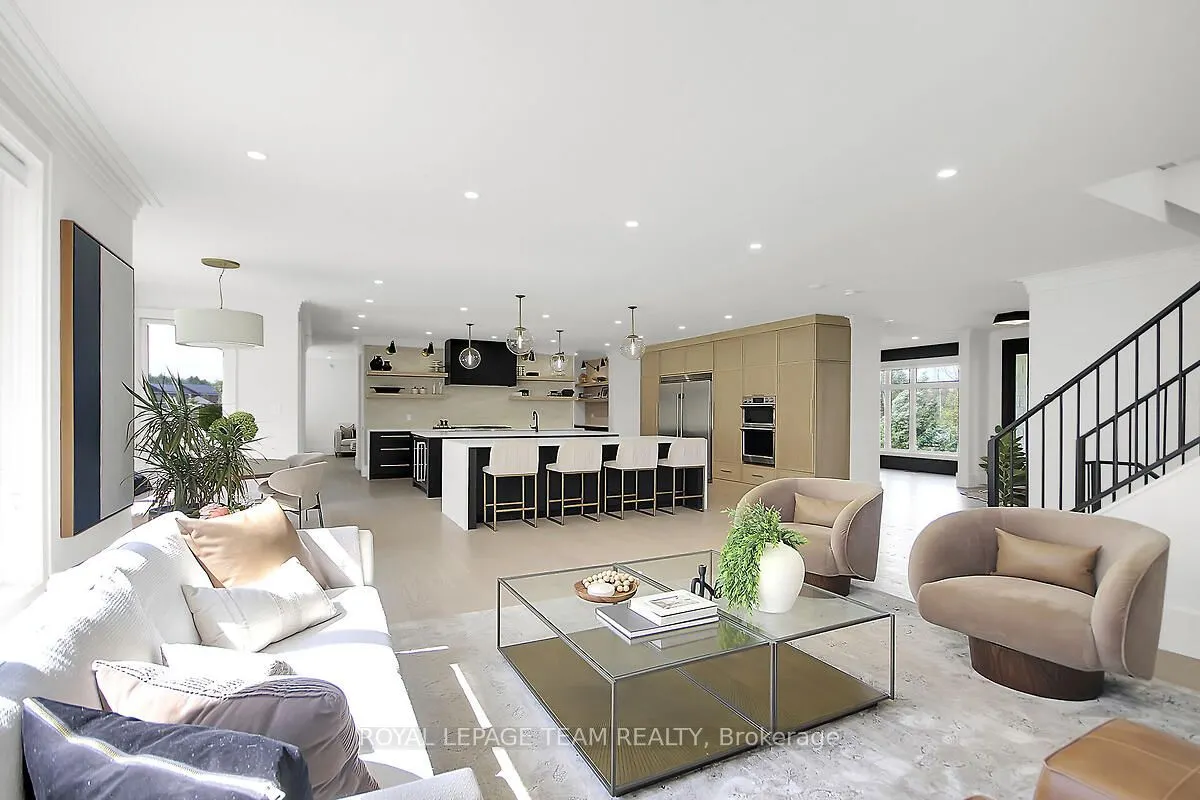 5852 Red Castle Ridge