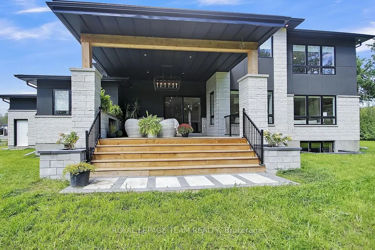 5852 Red Castle Ridge