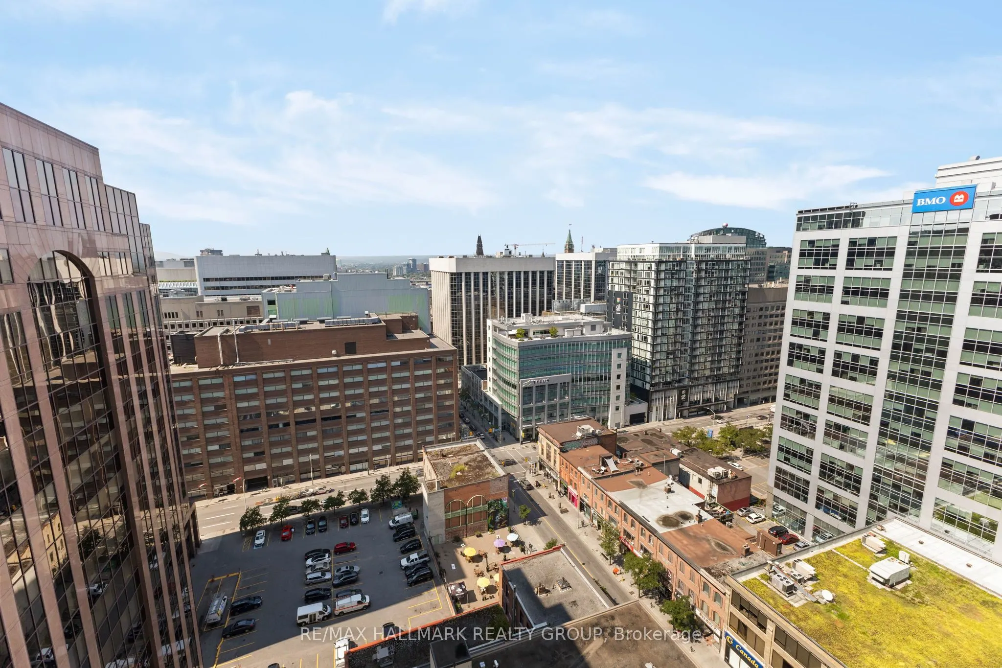 324 Laurier Avenue W, #2105