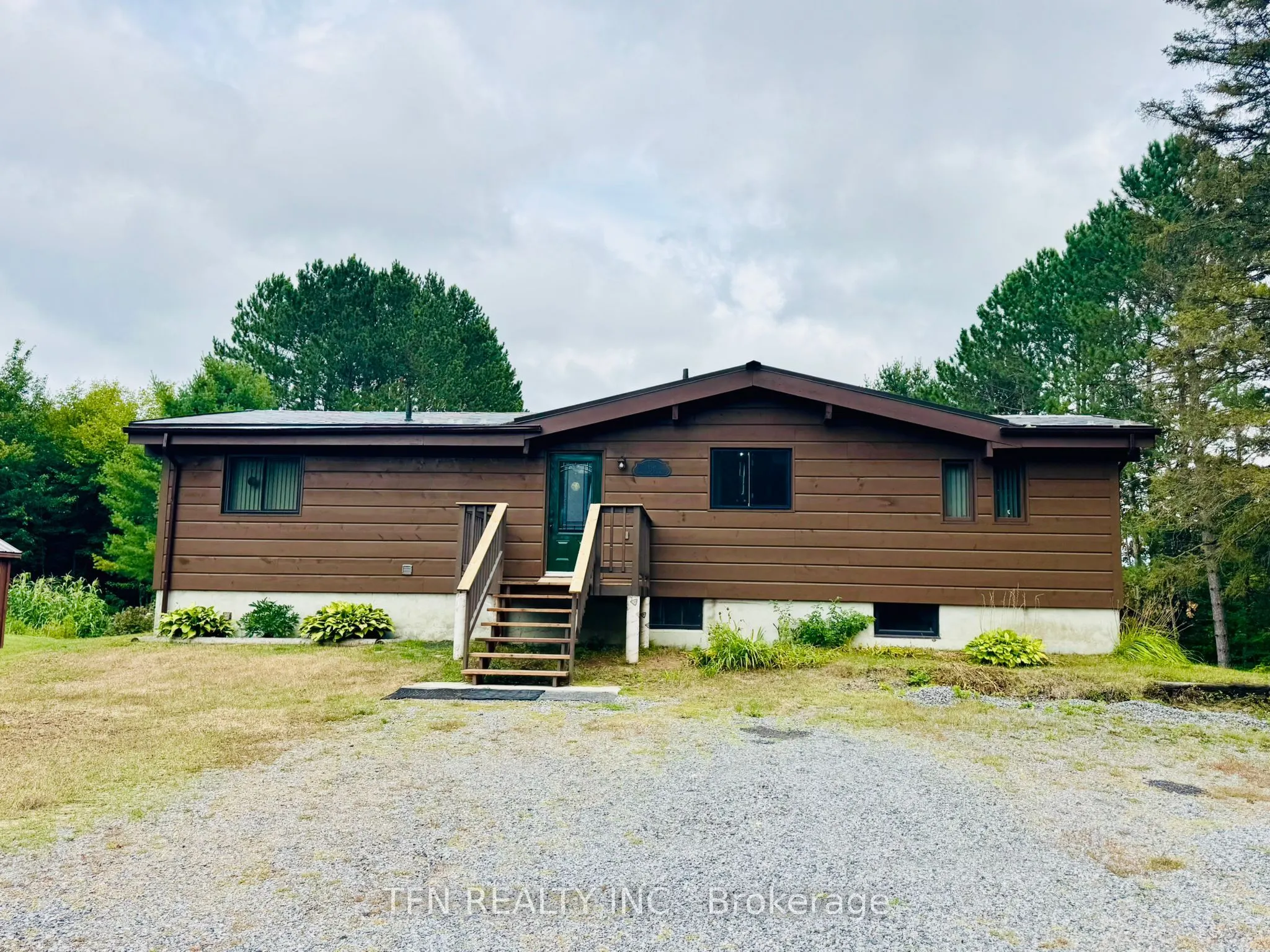 110 Machar Strong Boundary Road W