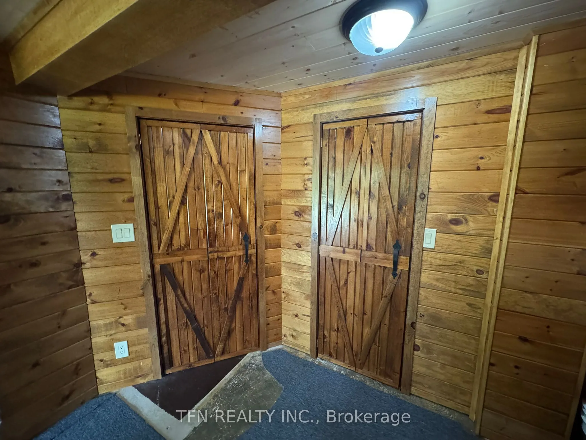 110 Machar Strong Boundary Road W