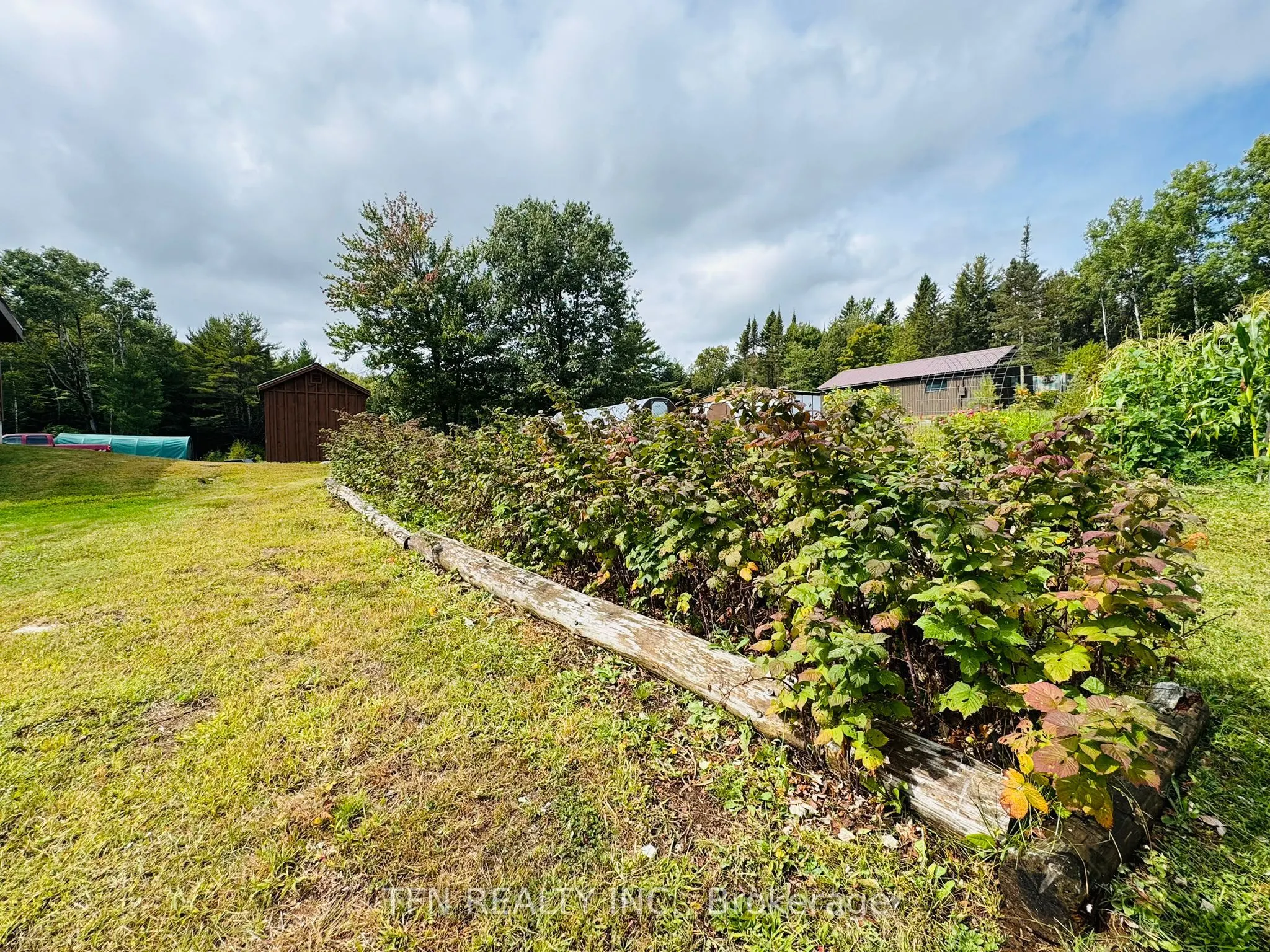 110 Machar Strong Boundary Road W