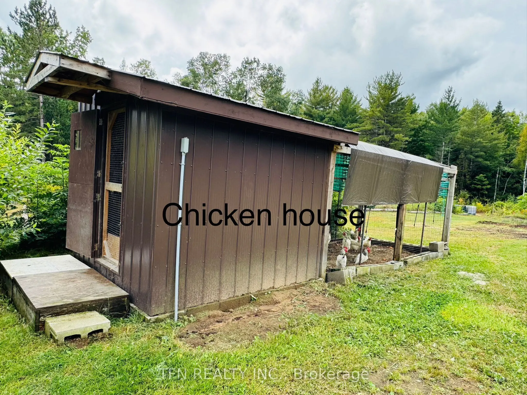 110 Machar Strong Boundary Road W