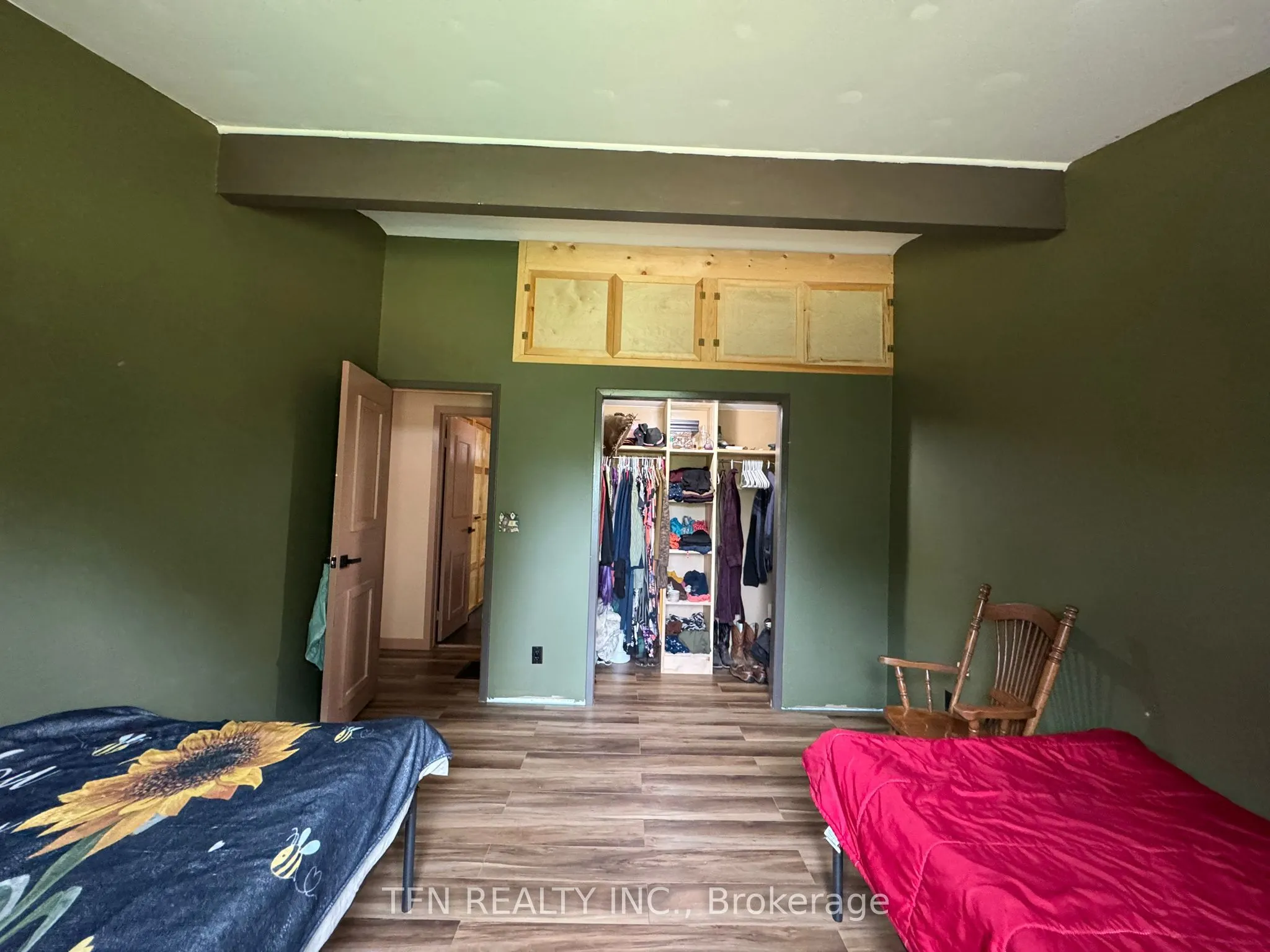 110 Machar Strong Boundary Road W
