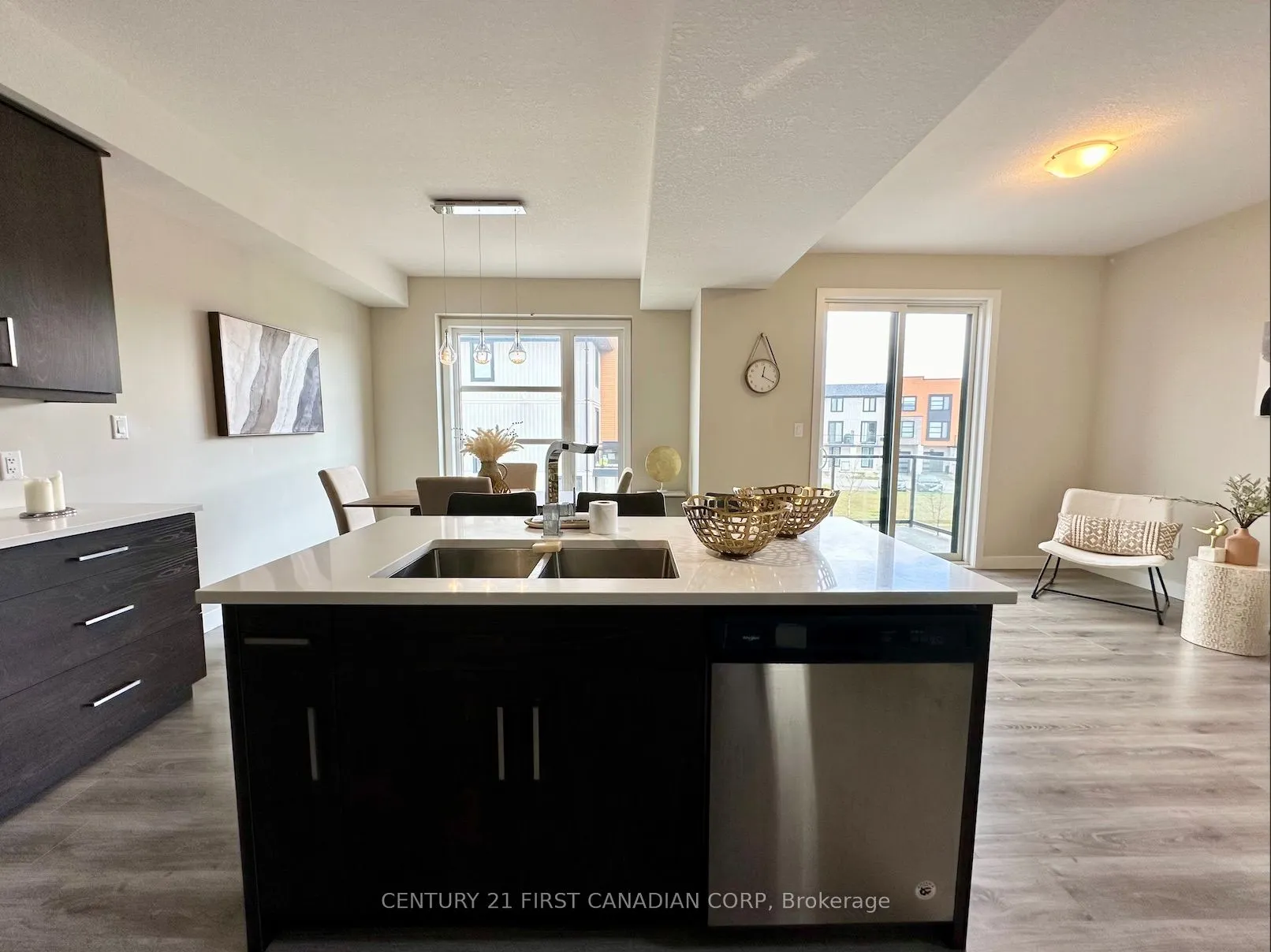 961 Manhattan Way, #961