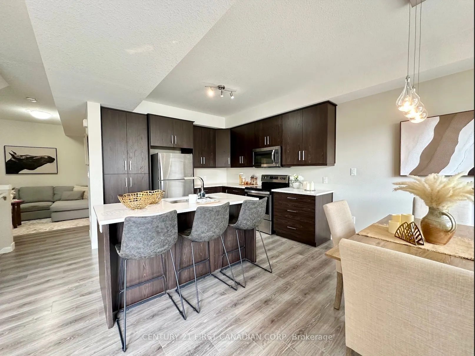 961 Manhattan Way, #961