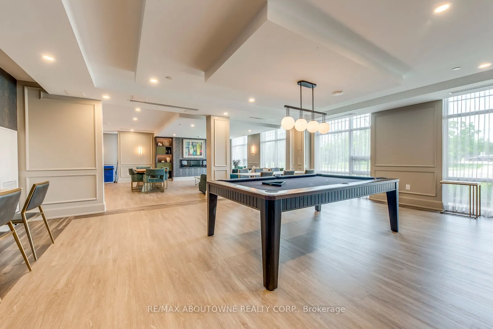 470 Dundas Street E, #429