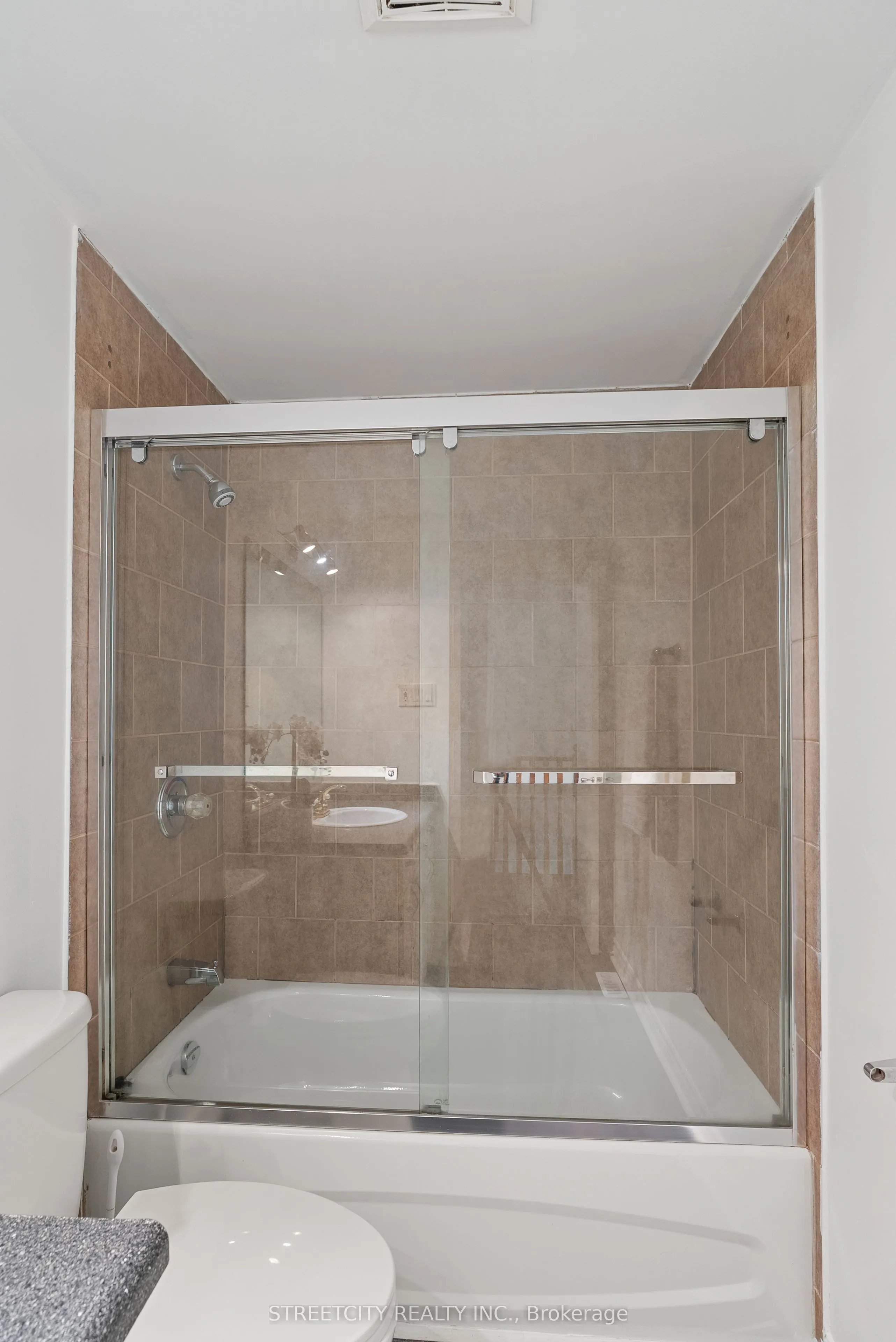 1247 Huron Street, #81