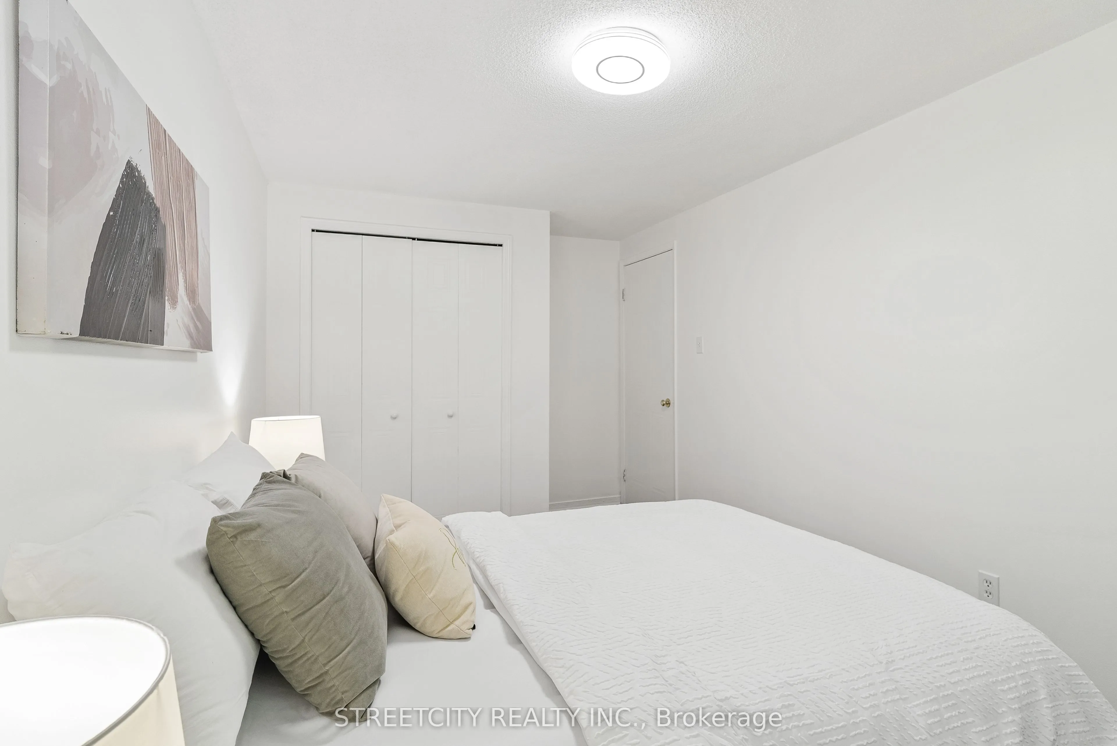 1247 Huron Street, #81