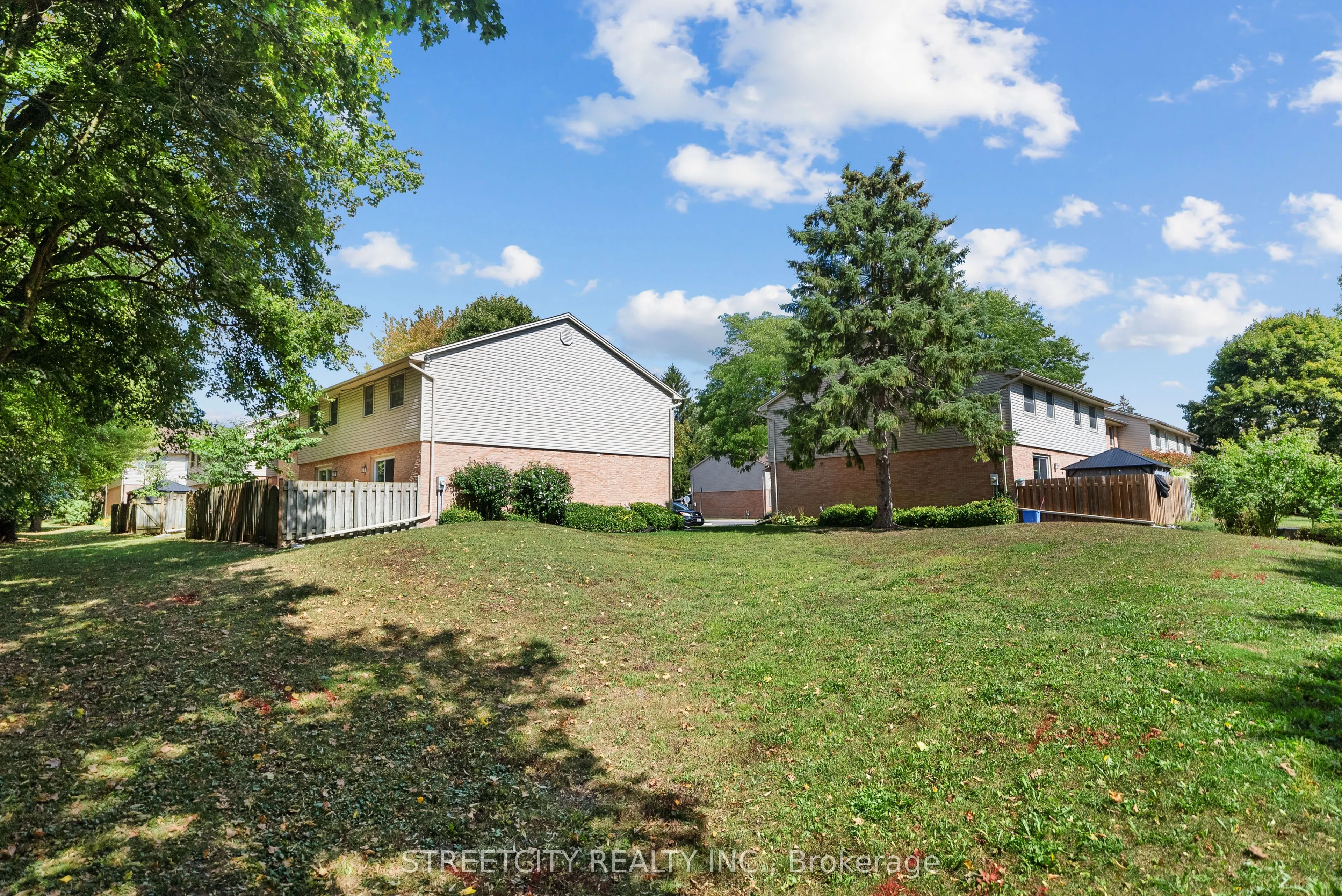 1247 Huron Street, #81