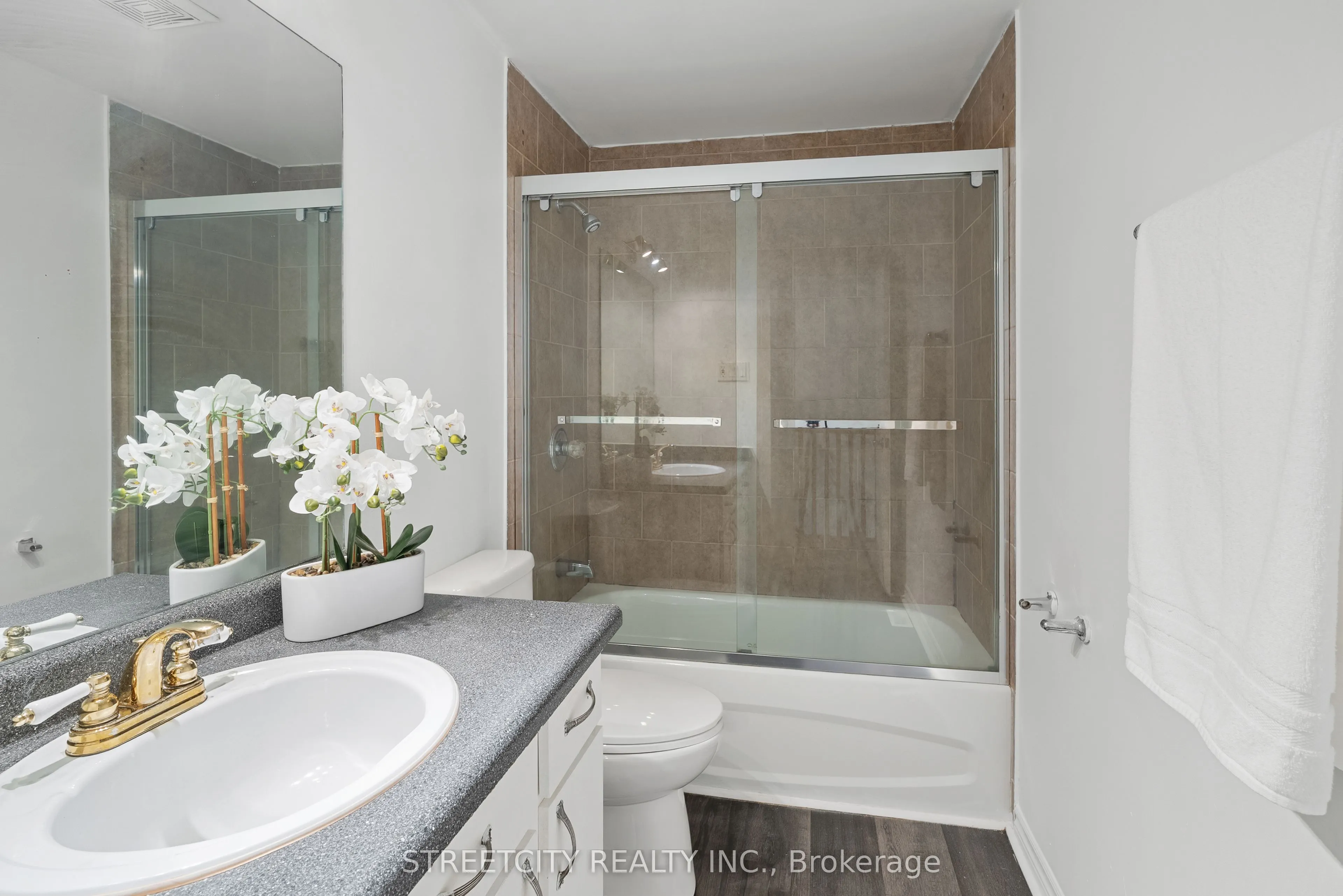 1247 Huron Street, #81