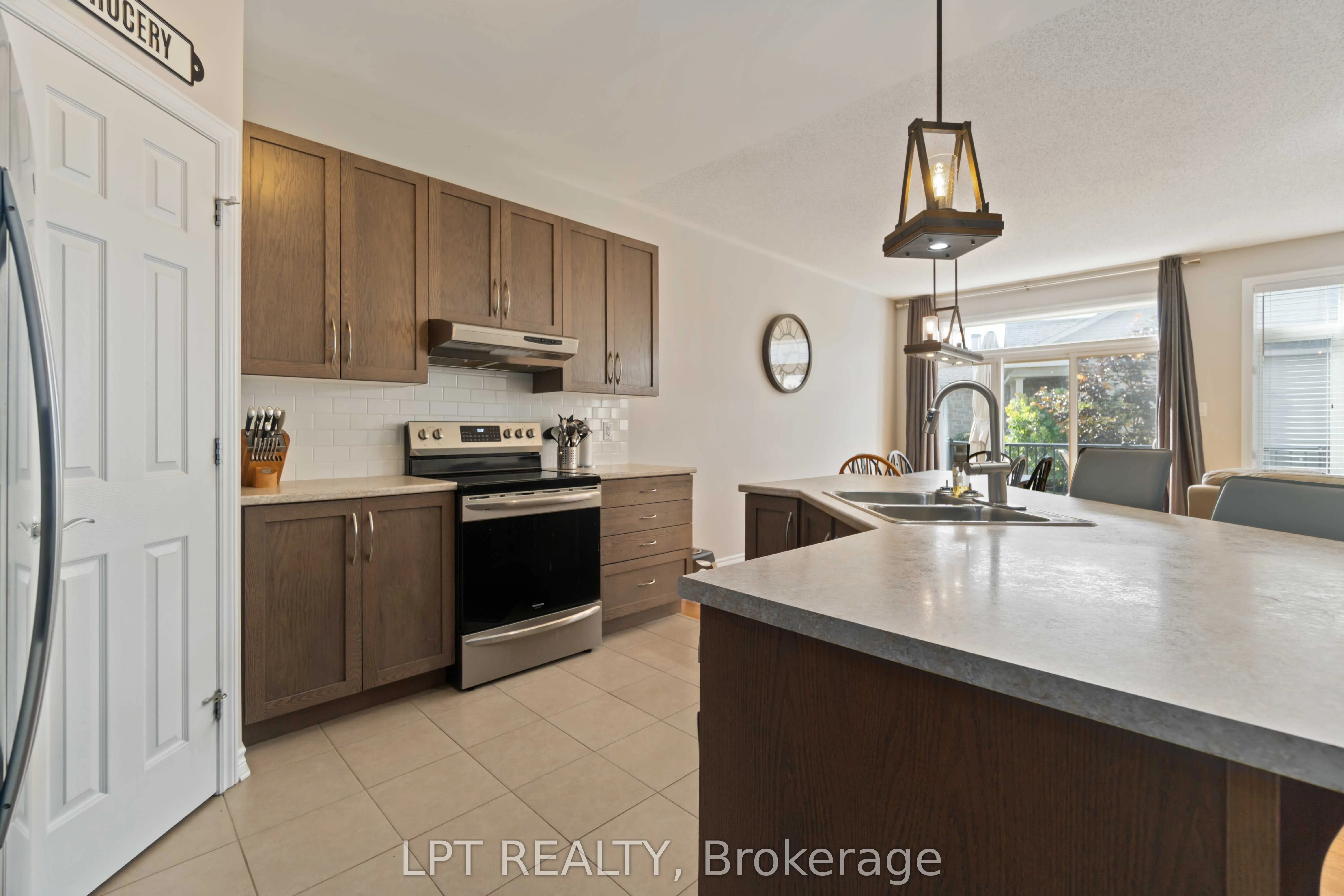 100 Blackhorse Drive