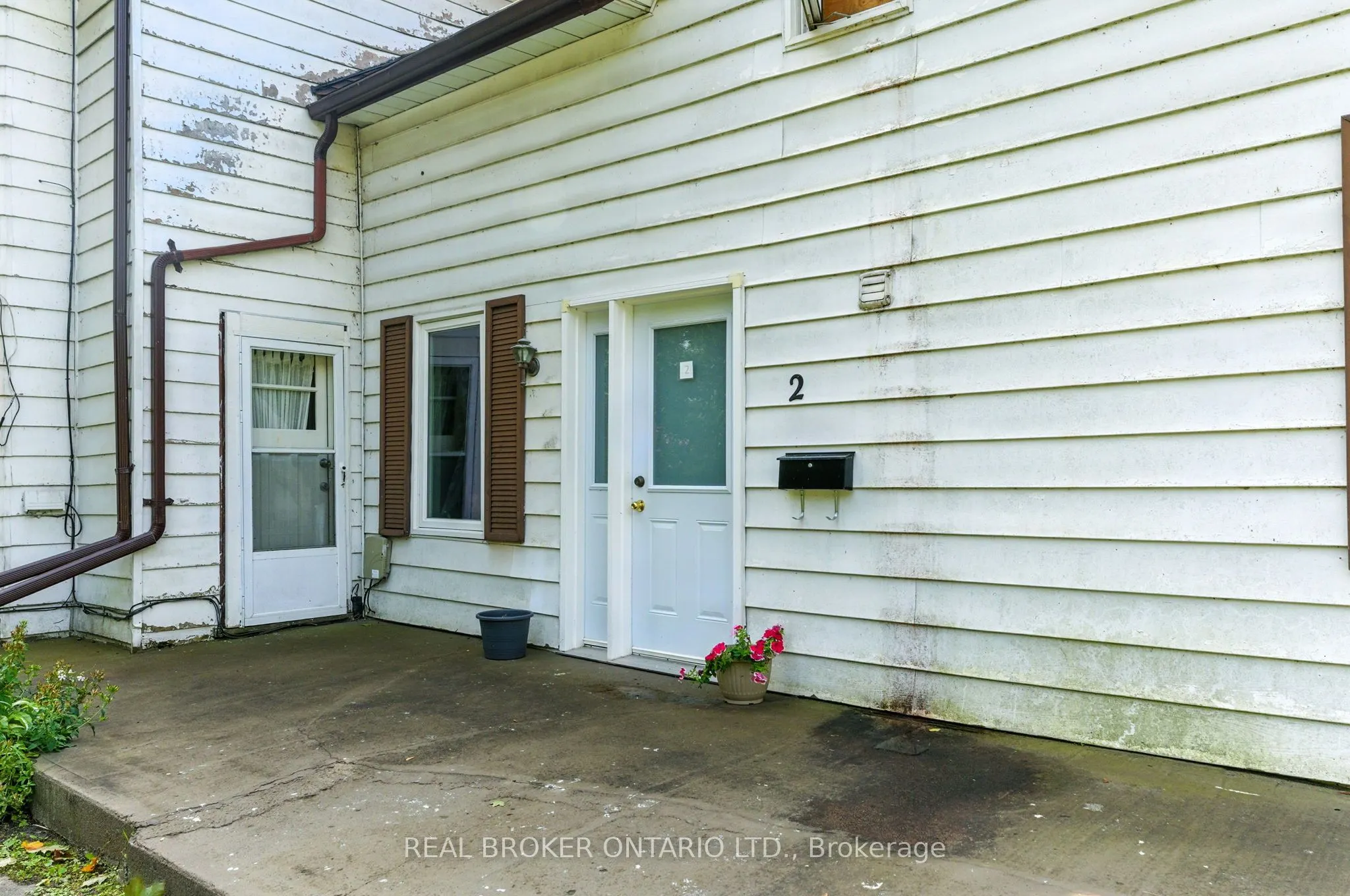 396 William Street