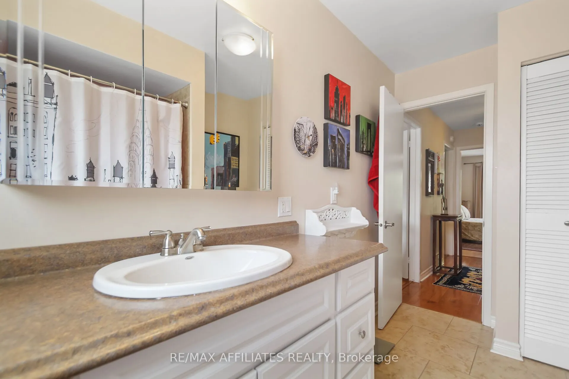 1065 Meadowlands Drive, #113