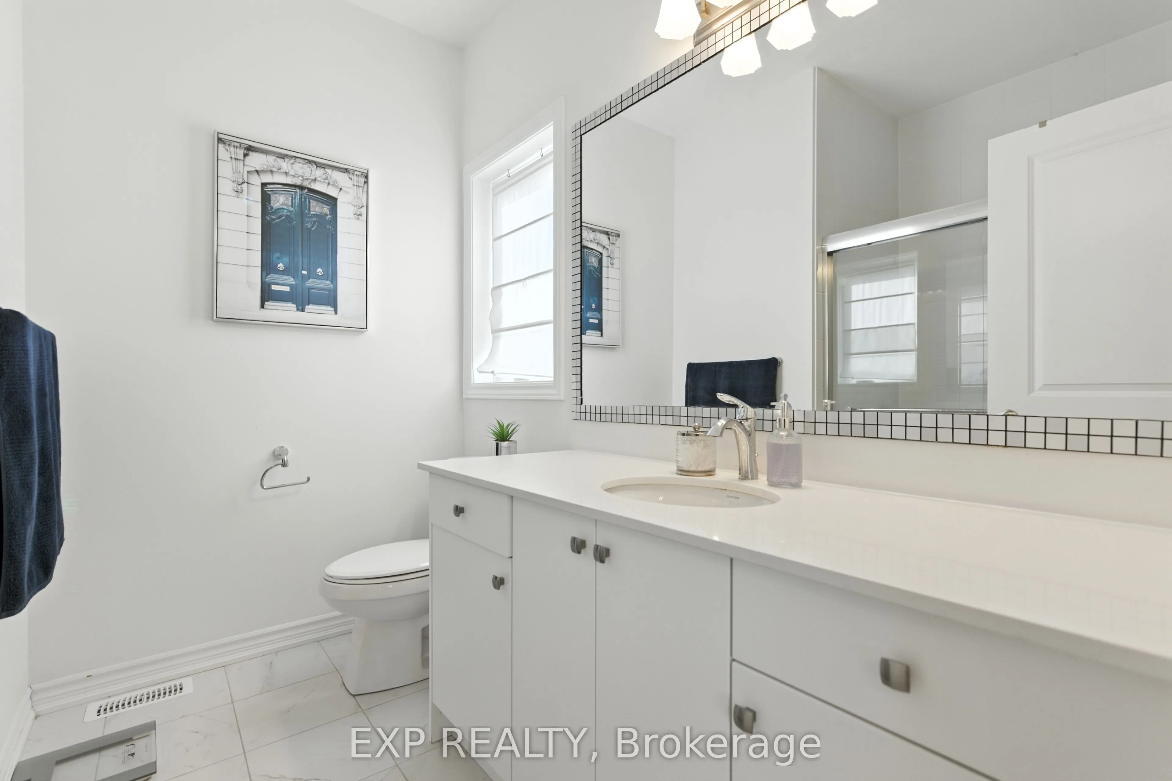 202 DOWSLEY Crescent