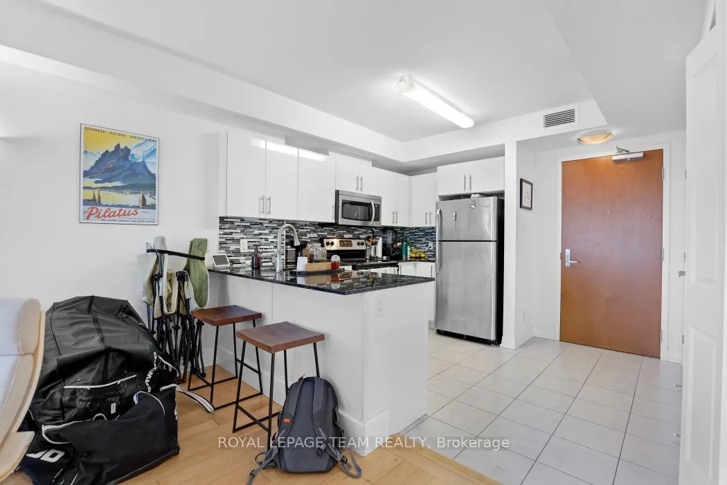 242 Rideau Street, #1303
