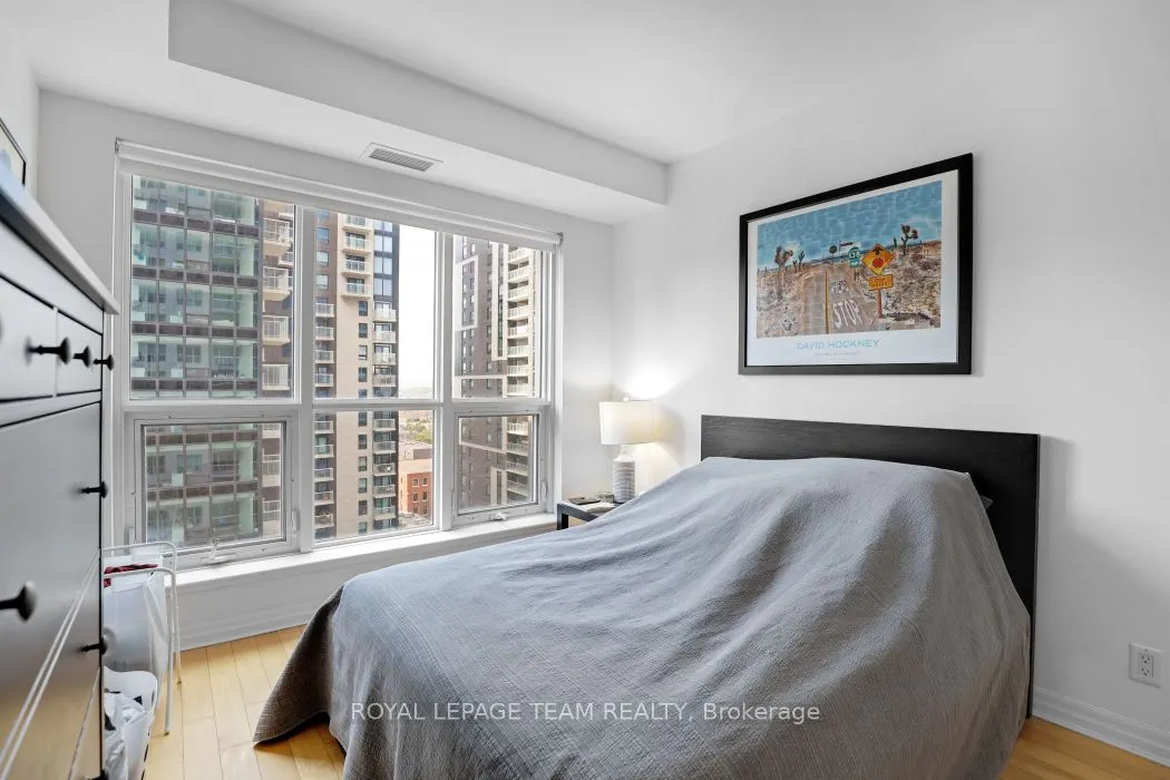 242 Rideau Street, #1303